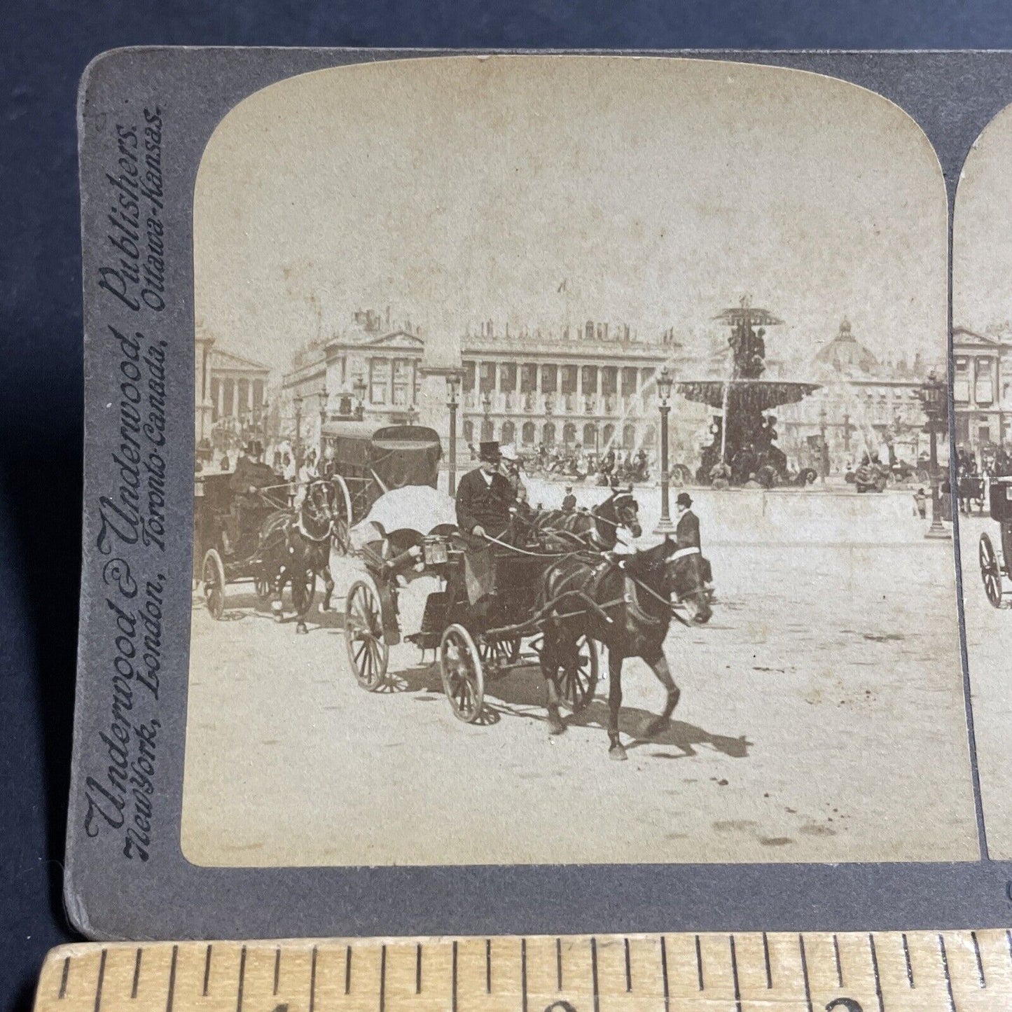 Antique 1900 Wealthy People In Horse & Buggy Paris Stereoview Photo Card P5181