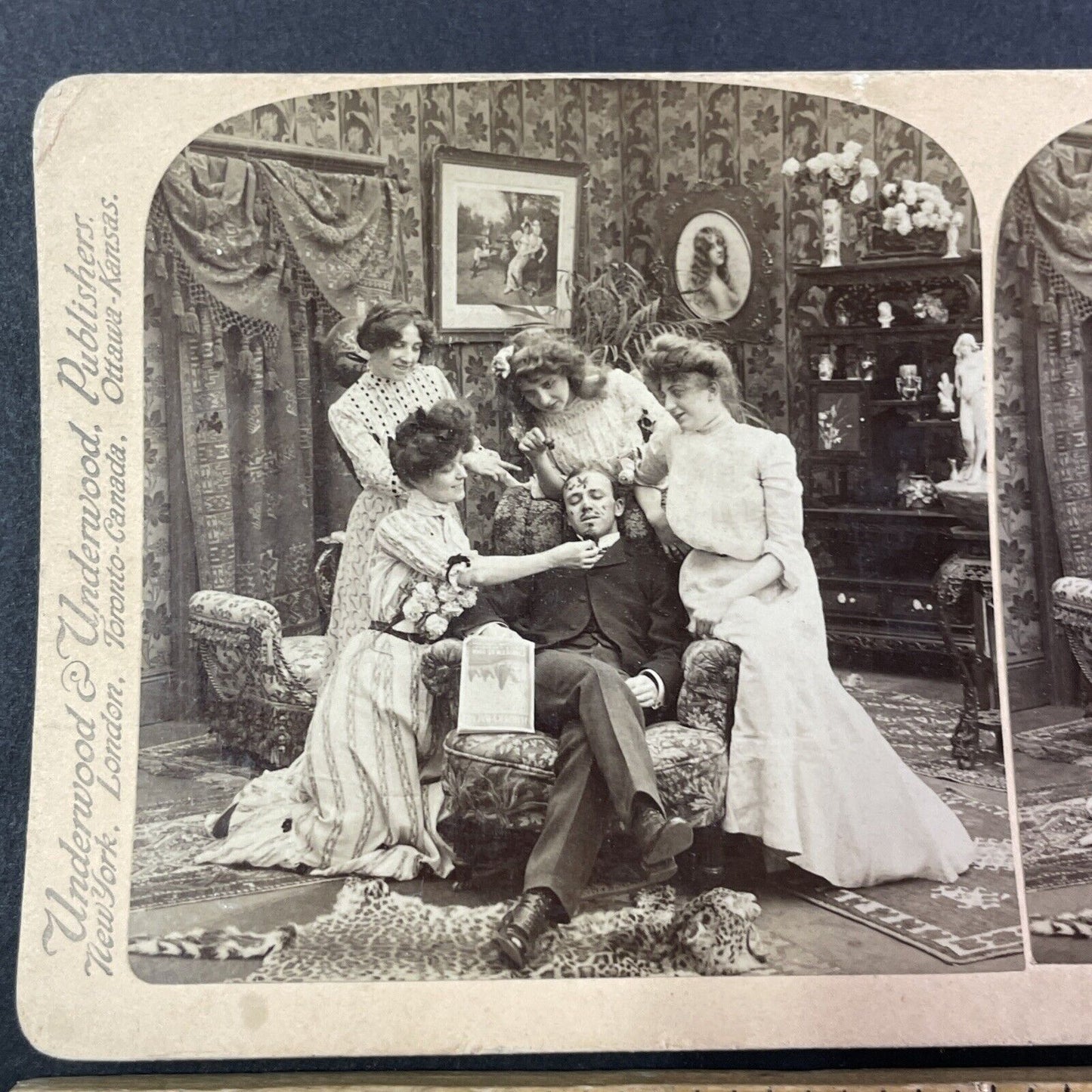 Women Draw on Man's Face with Lipstick Stereoview Antique c1902 Y1804