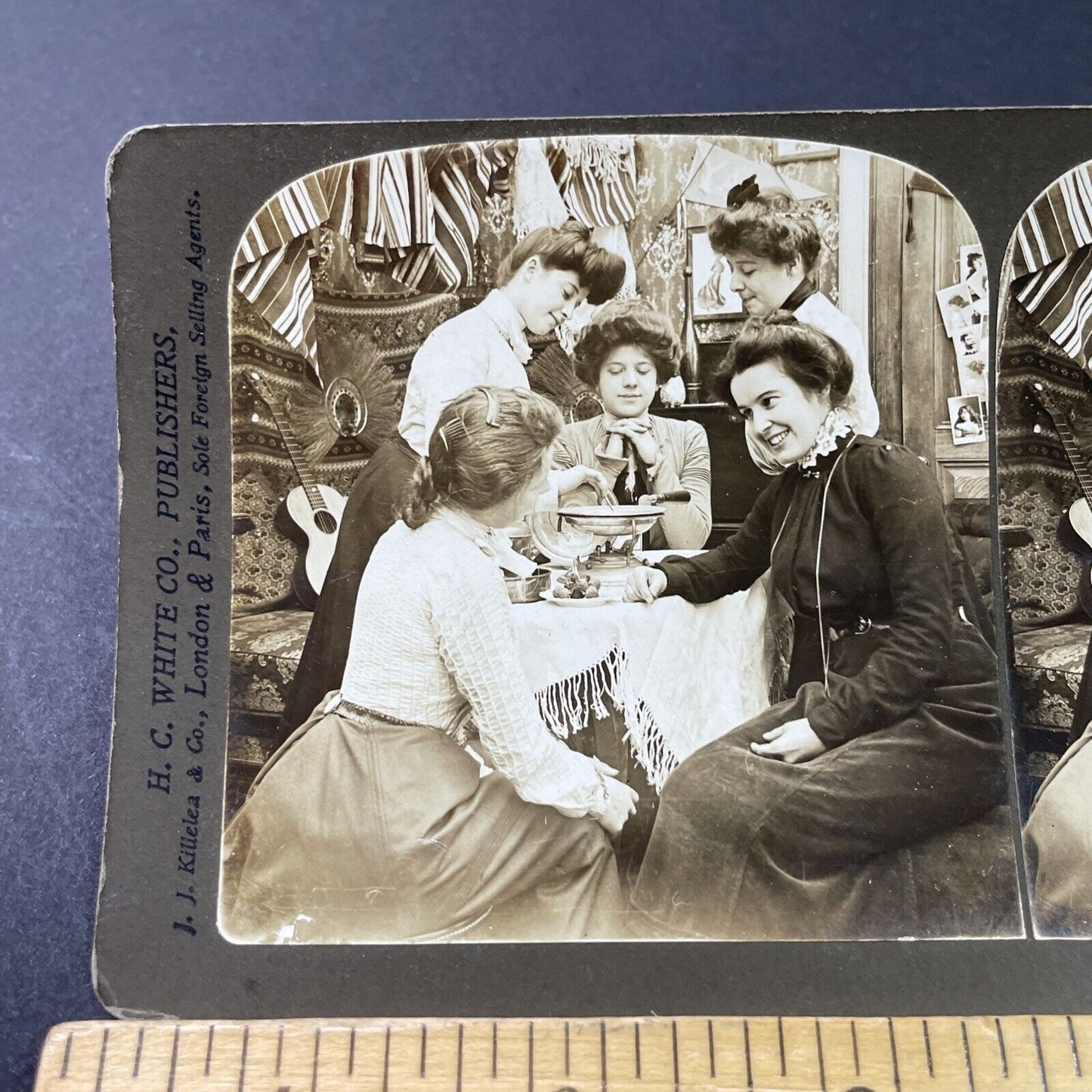 Antique 1902 College Girls Make Candy In Dorm Stereoview Photo Card P2913