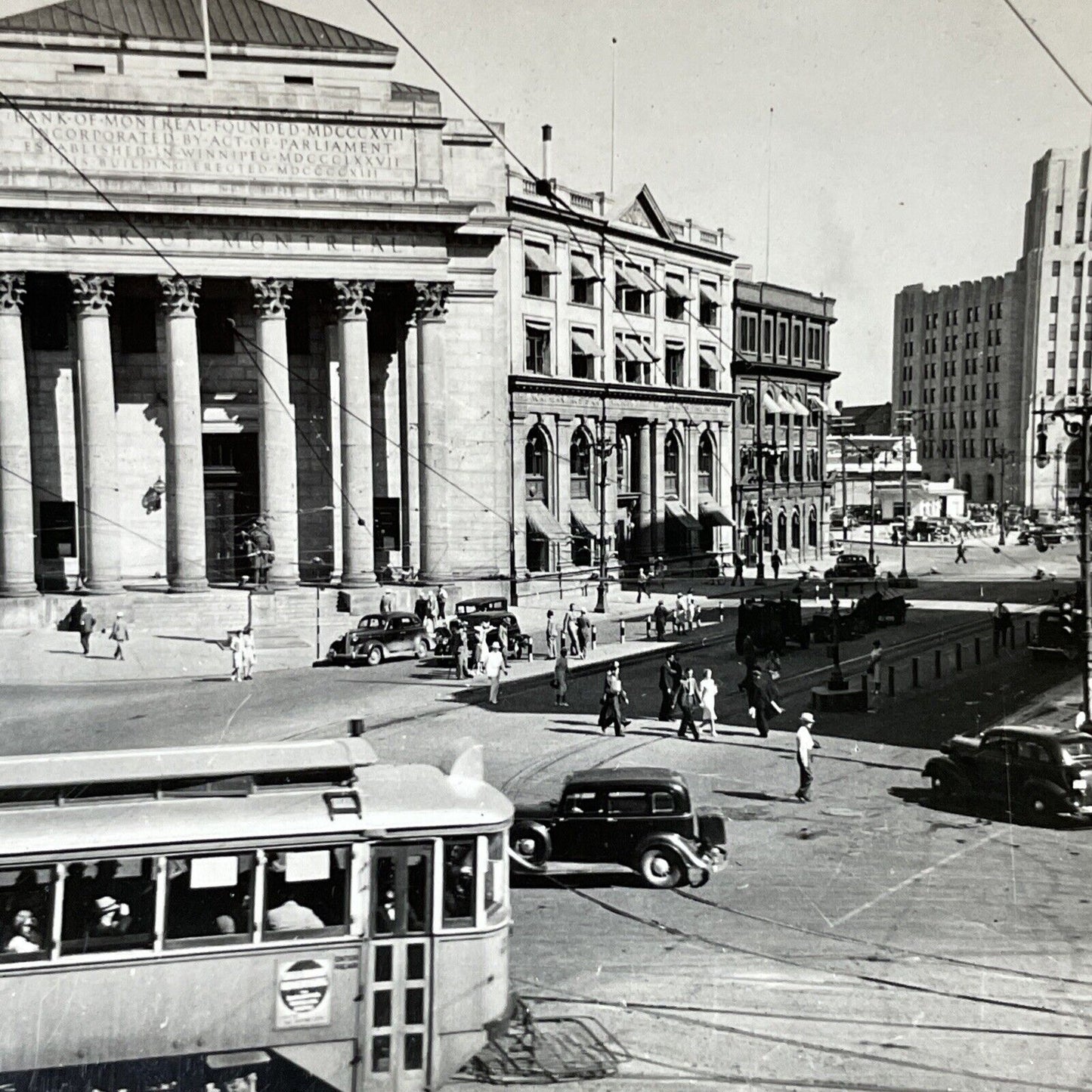 Antique 1930s Bank Of Montreal Winnipeg Manitoba Stereoview Photo Card V2650