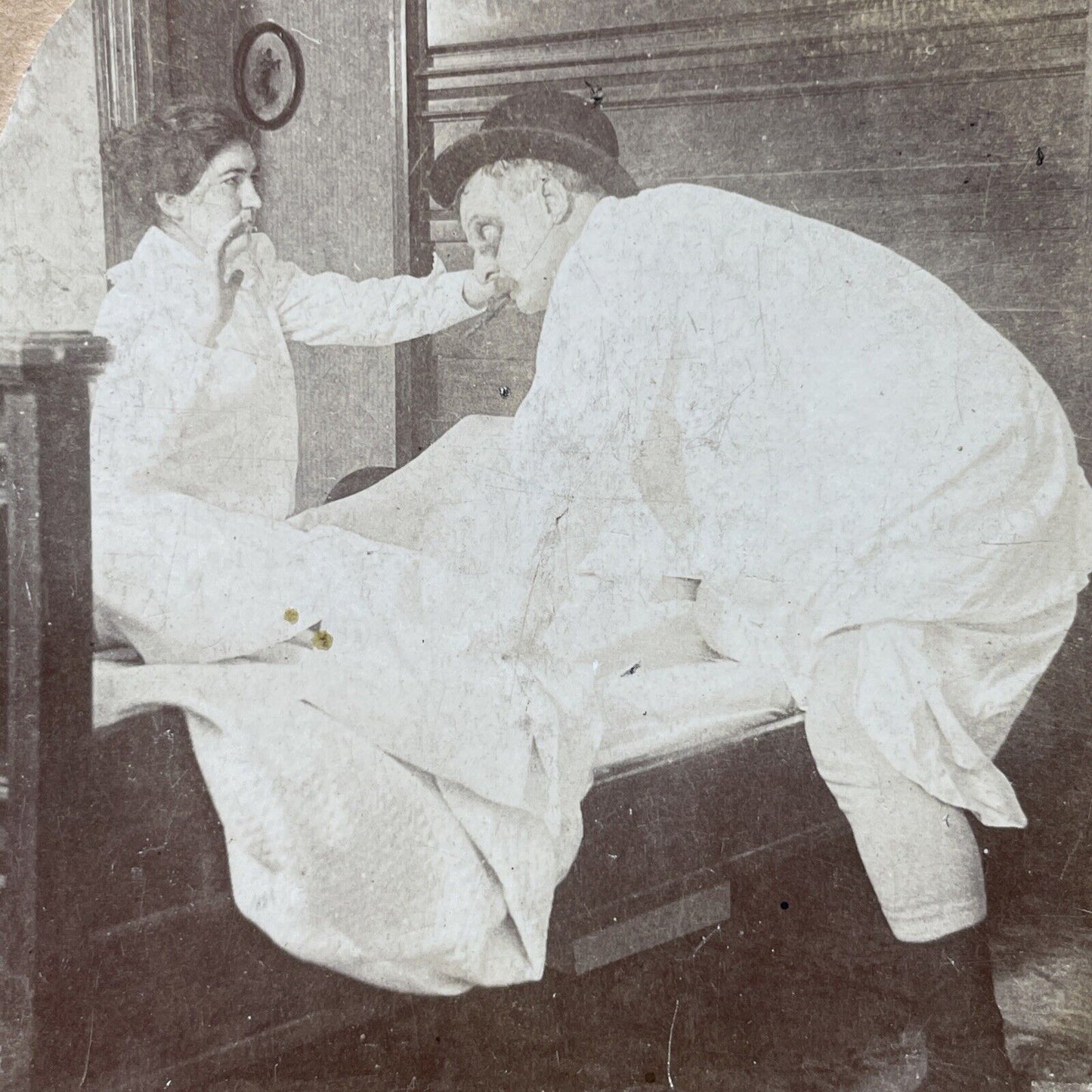 Antique 1897 Woman Kicks Man Out Of Bed Stereoview Photo Card P2567