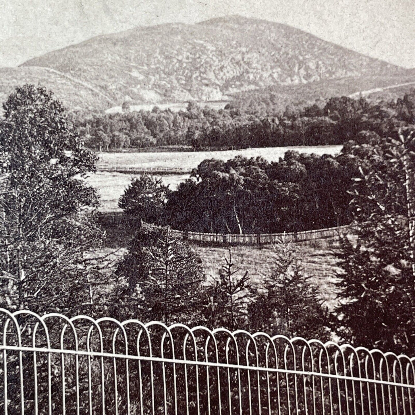 Albert Cairn Balmoral Cairns Deeside Scotland Stereoview Antique c1855 X3669