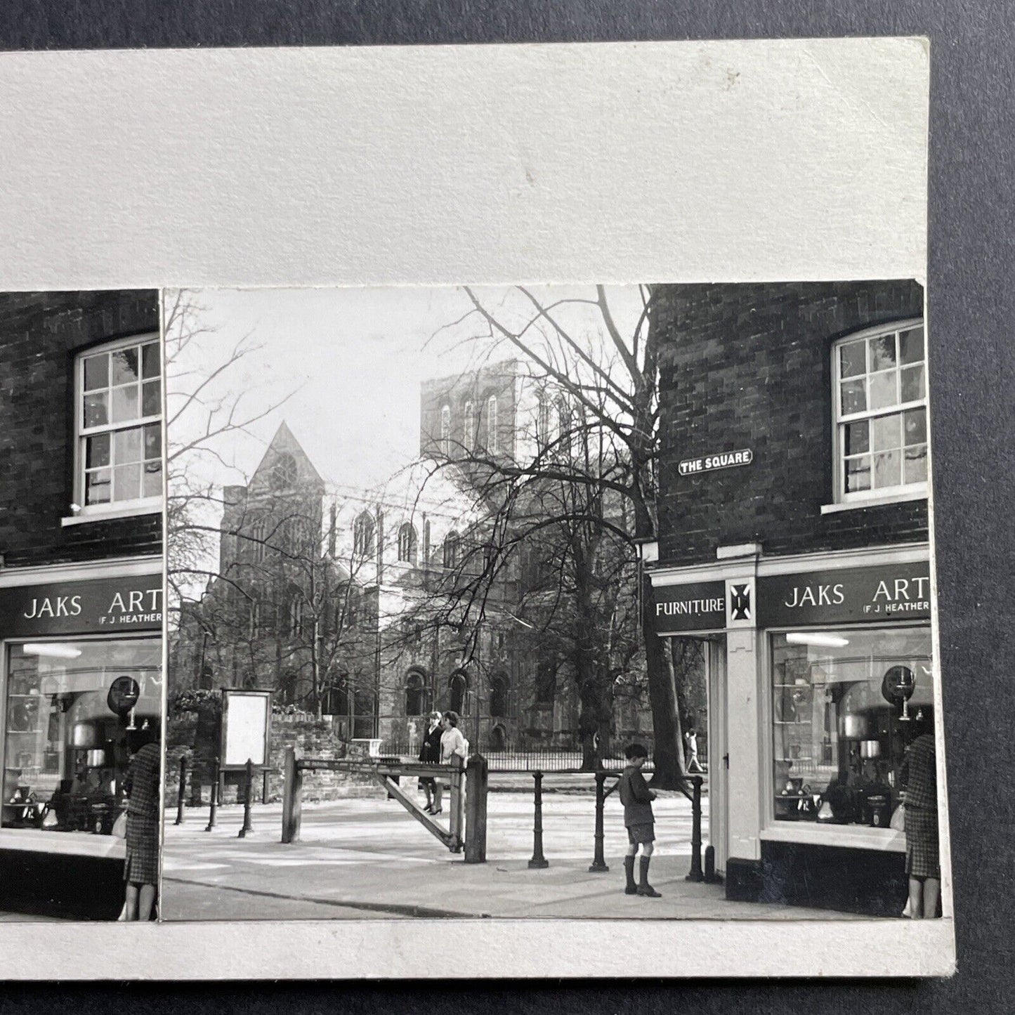 Antique 1965 1-2 The Square, Winchester UK Postcard Stereoview Photo Card P1630