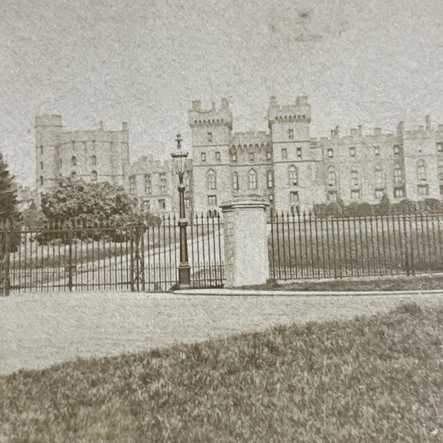 Antique 1891 The Royal Entrance At Windsor Castle Stereoview Photo Card P4397