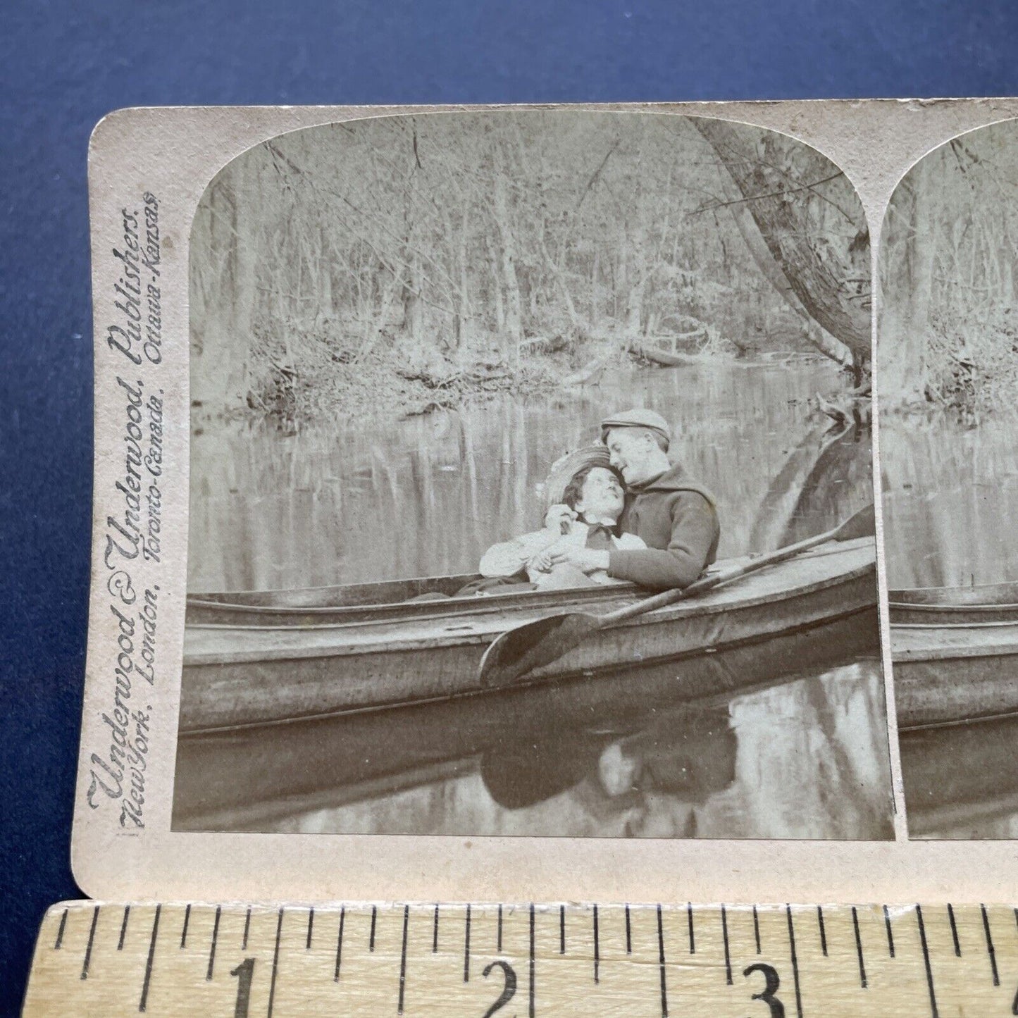 Antique 1897 Lovers Cuddle On A Canoe In New York Stereoview Photo Card P2380