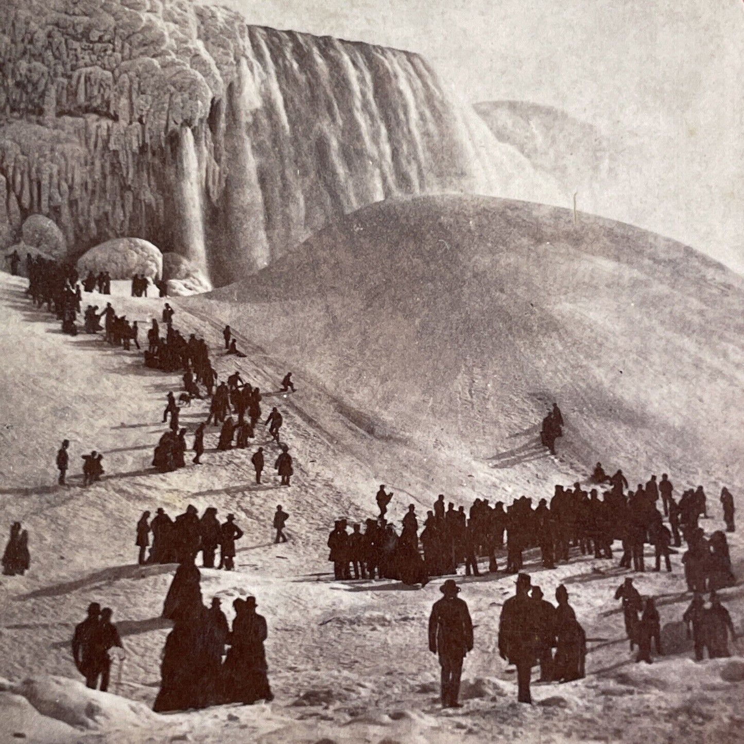 Skiing and Sledding Down Niagara Falls Ice Stereoview Antique c1870s X1937