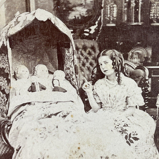 Antique 1870s Wealthy Child Puts Her Dolls To Bed Stereoview Photo Card P4000