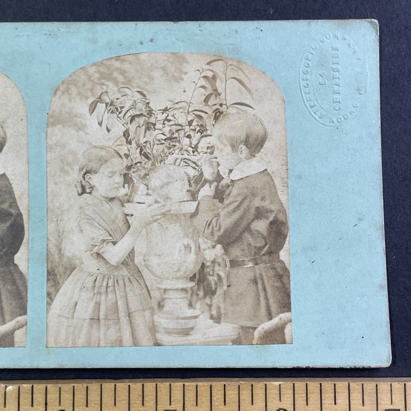 Children Blowing Bubbles Stereoview 54 Cheapside Studio Antique c1858 X3796