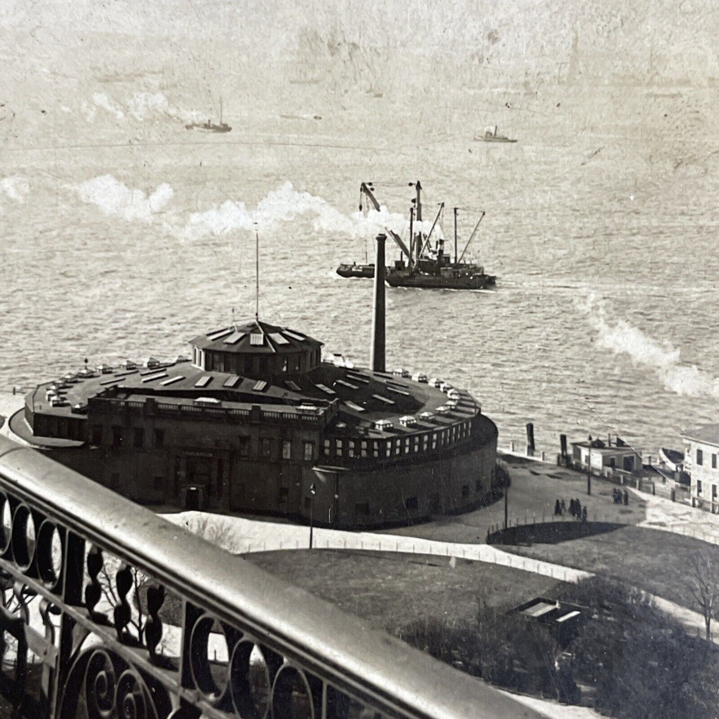 Antique 1920s The Aquarium In Manhattan Pier NYC NY Stereoview Photo Card P4299