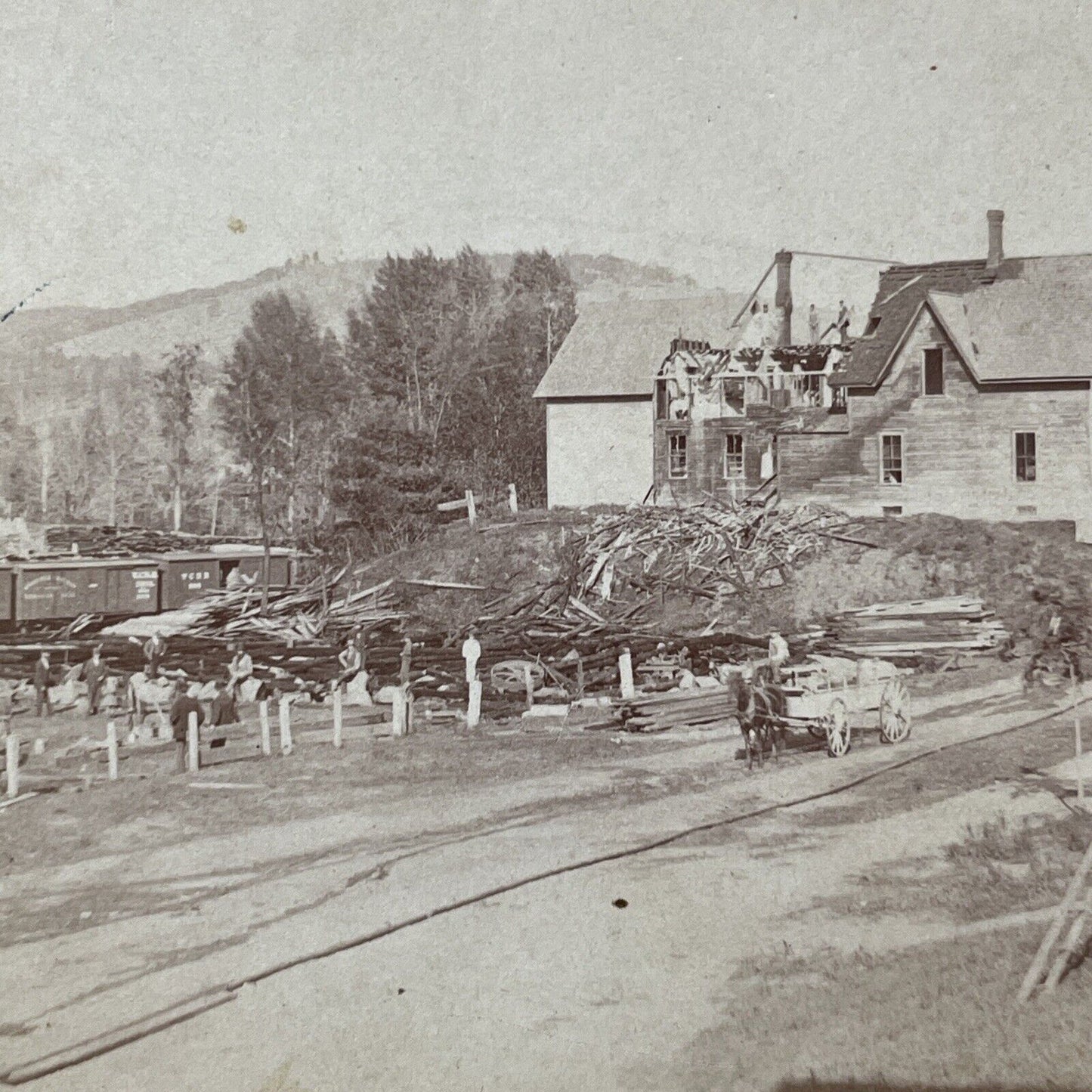 Antique 1887 Lebanon NH Great Fire Seymour Whipple's House Stereoview Card V2139