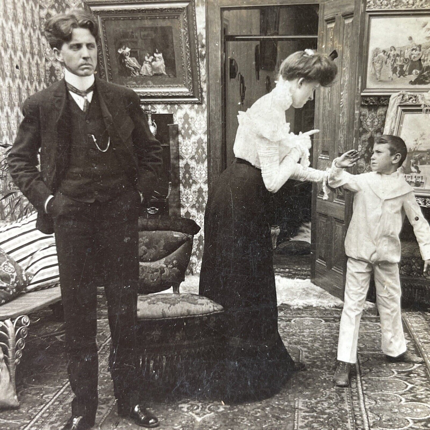 Antique 1901 Woman Warns Boy For Spying Stereoview Photo Card P2898