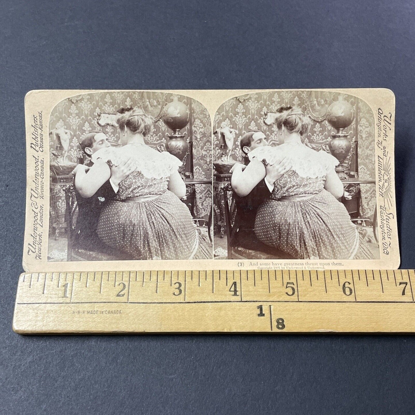 Antique 1901 Larger Woman & Small Man Kissing Stereoview Photo Card V3201