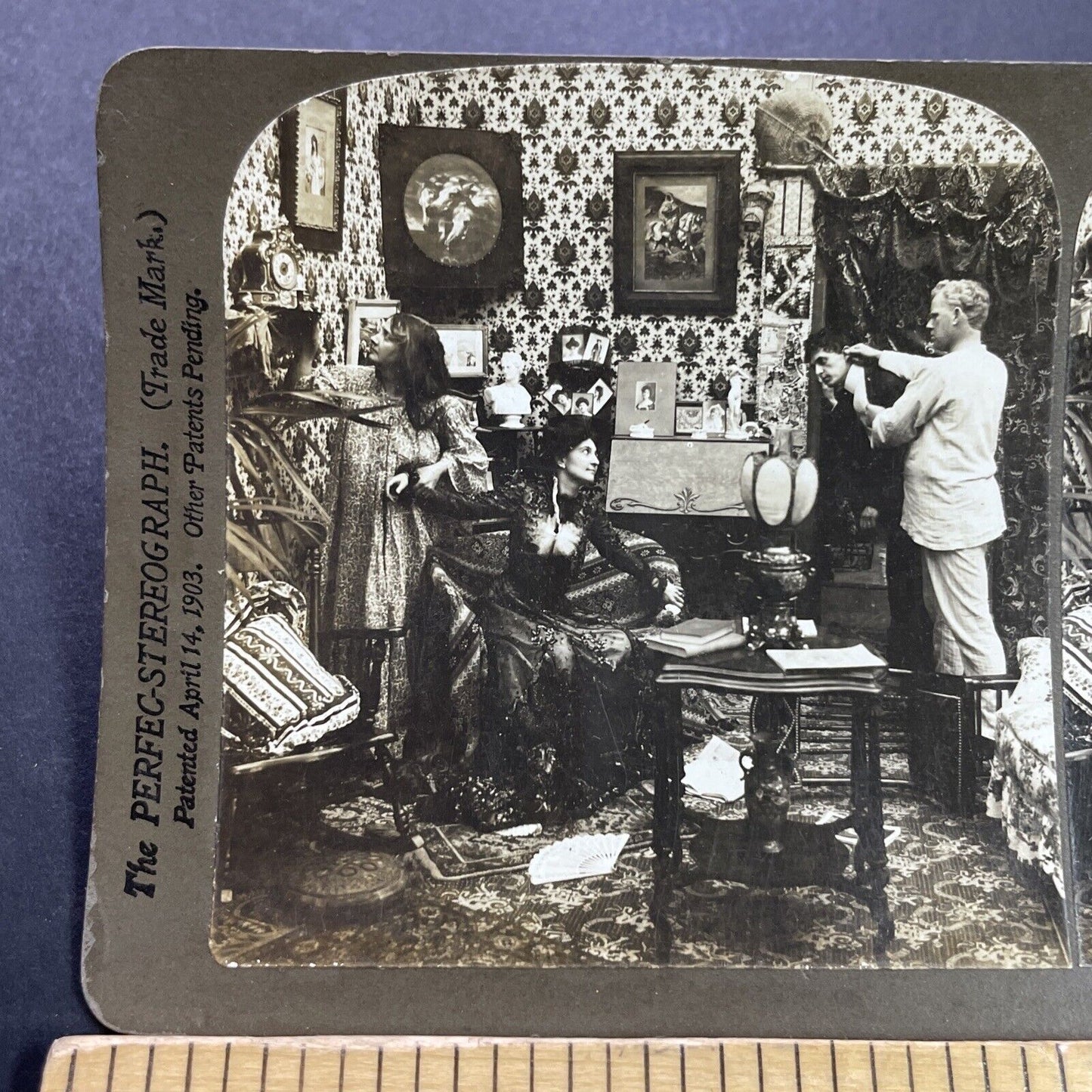 Antique 1903 Father Pulls Mans Ear In Parlor Room Stereoview Photo Card P3562