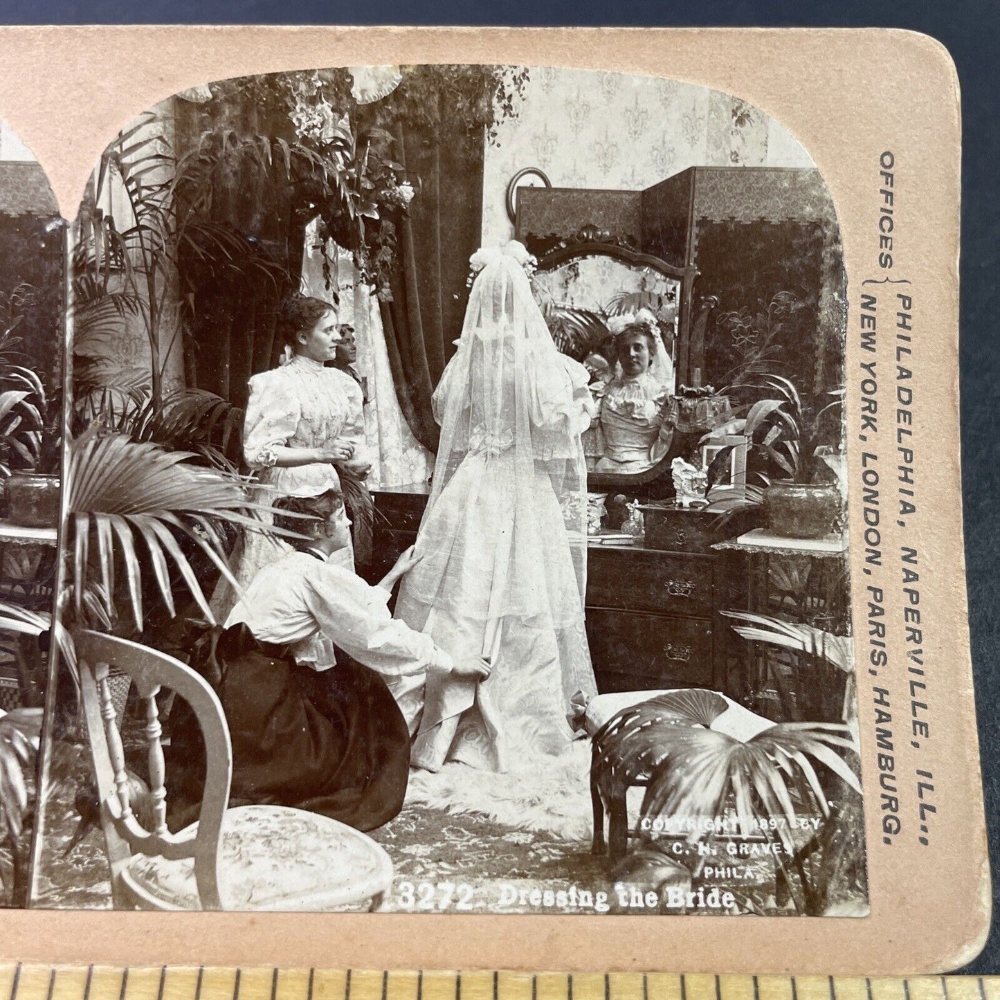 Antique 1897 Maidens Prepare Bride For Wedding Stereoview Photo Card P3378