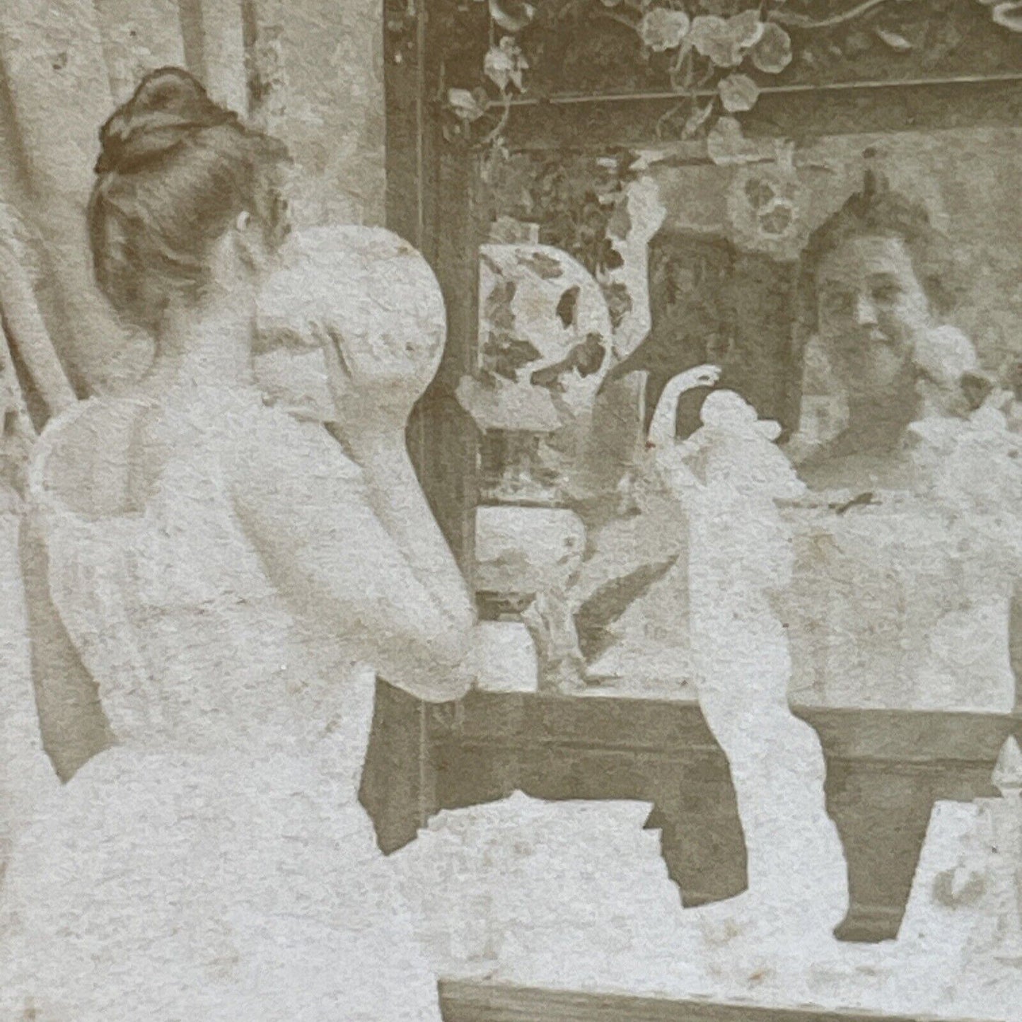 Antique 1897 Woman Getting Changed In Mirror Stereoview Photo Card P3958