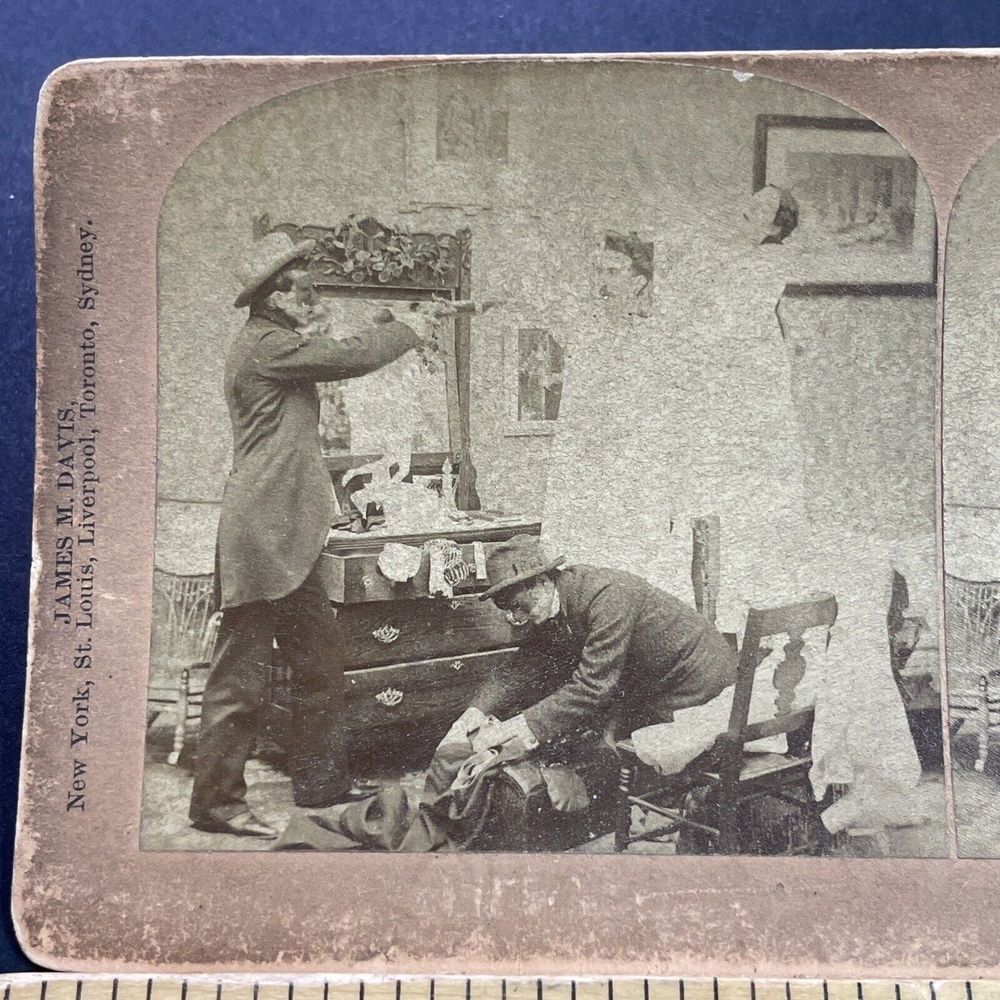 Antique 1899 Couple Robbed At Gunpoint Robbery Stereoview Photo Card P4107