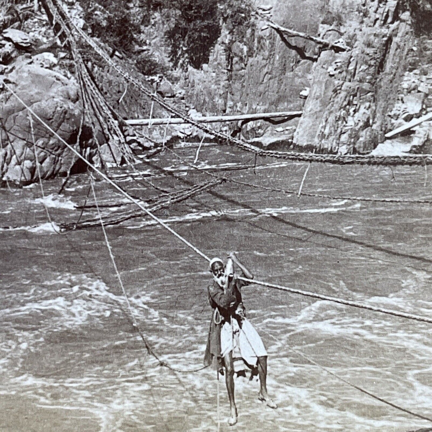 Antique 1903 Man Dangling Over Flood Waters Floods Stereoview Photo Card P5654