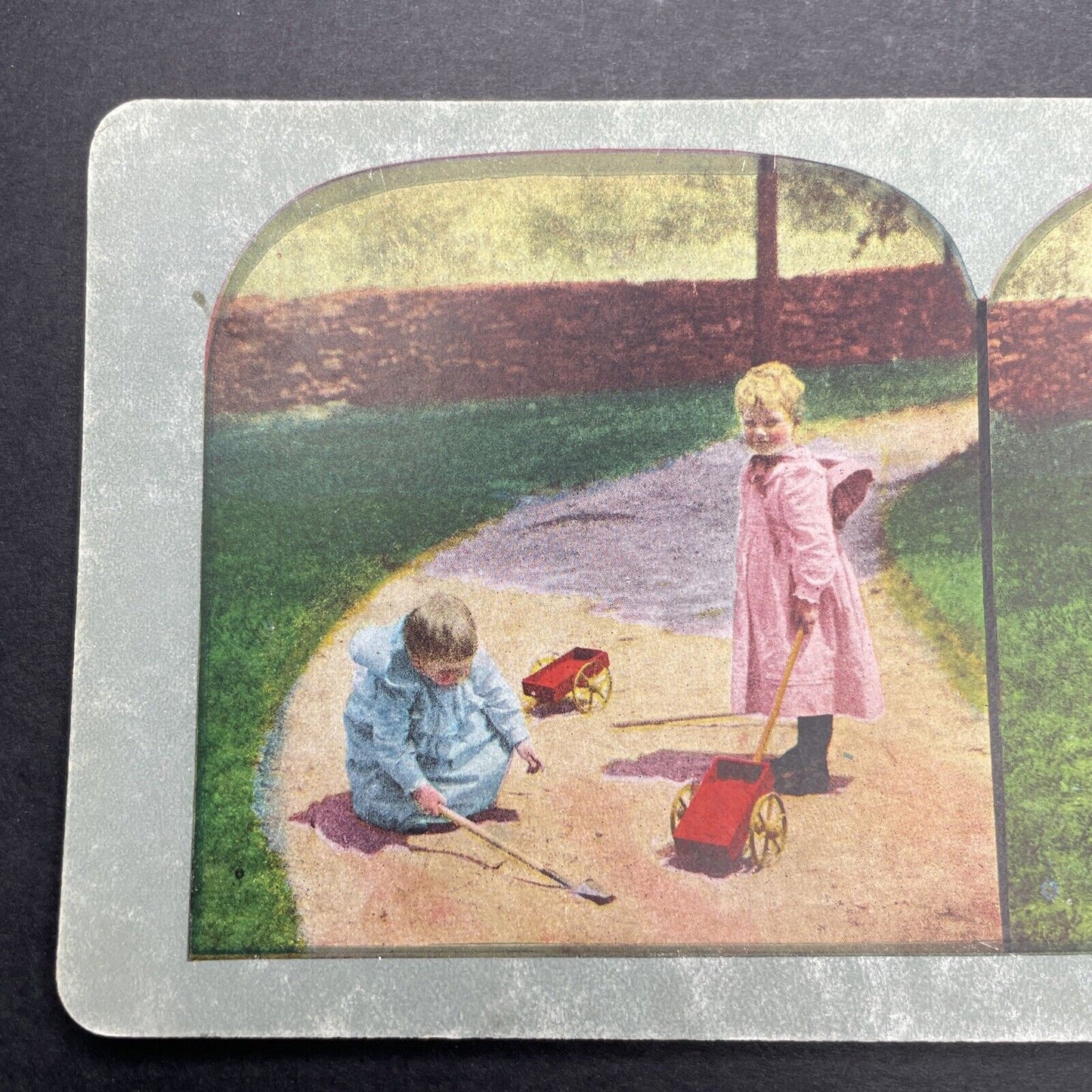 Antique 1898 Children 'Fixing' A Gravel Sidewalk Stereoview Photo Card P1134