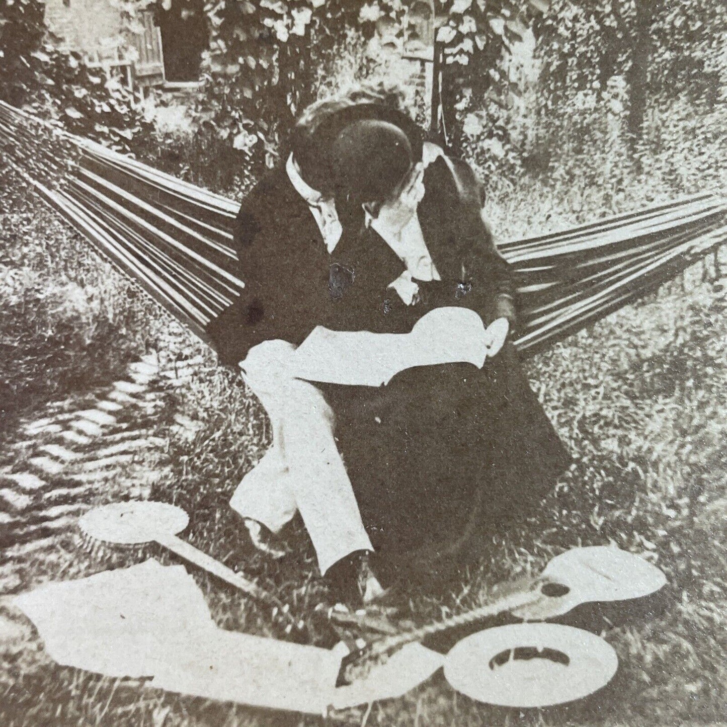 Antique 1880s Man And Woman Kiss In Hammock Stereoview Photo Card P3445