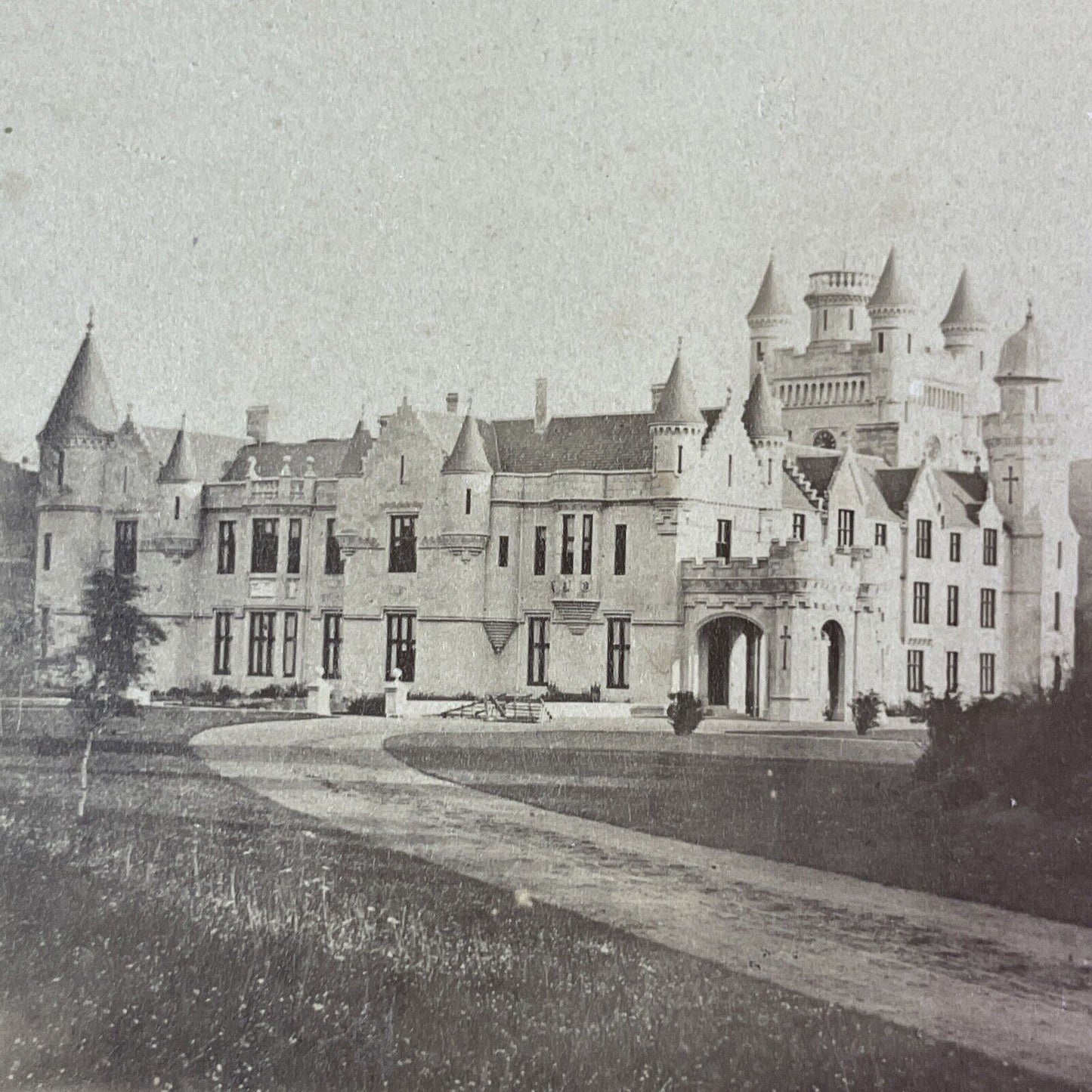 Balmoral Castle Aberdeenshire Scotland Stereoview Antique c1870s Y2204