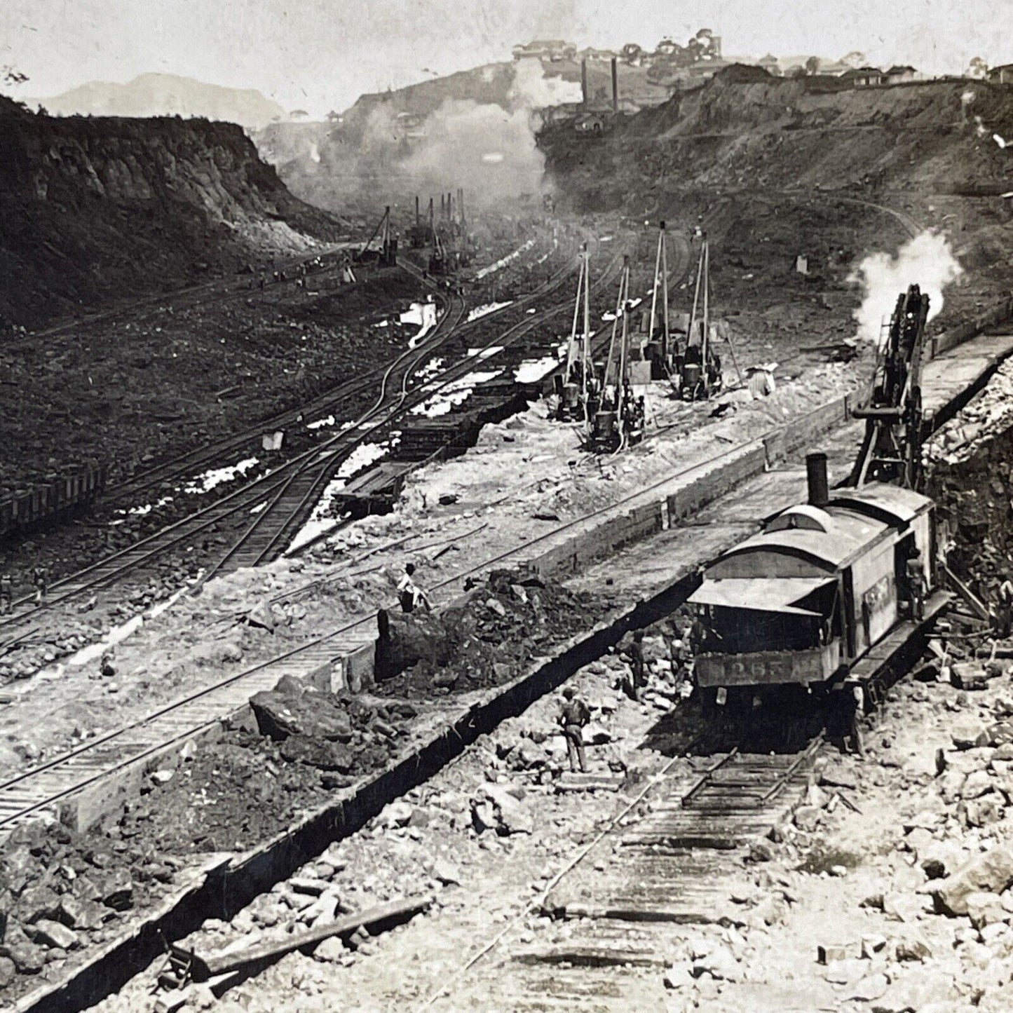 Railroad Steam Excavator Panama Canal Stereoview Antique c1910 Y2812