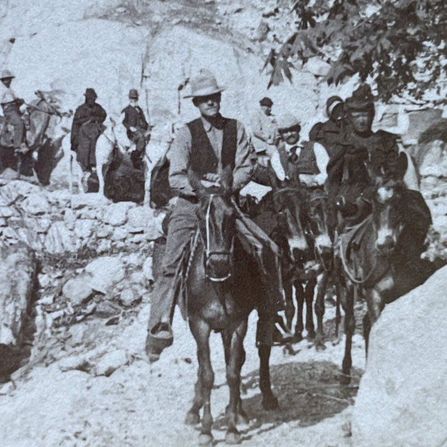 Antique 1894 Tourists On Horseback Yosemite Park CA Stereoview Photo Card P2359