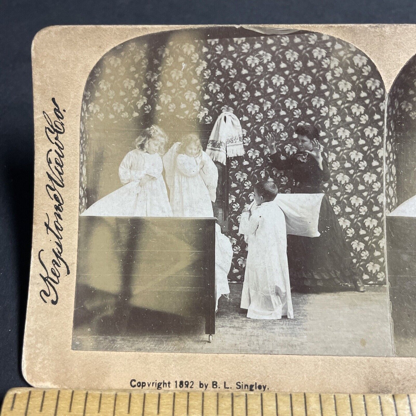 Antique 1892 Children Have Pillow Fight In Bed Stereoview Photo Card P4814