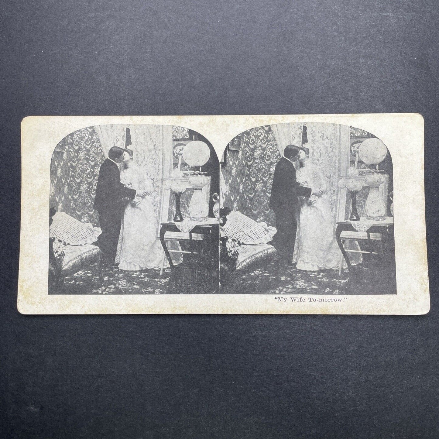 Antique 1905 Bride And Groom Kiss Before Wedding Stereoview Photo Card P580-033