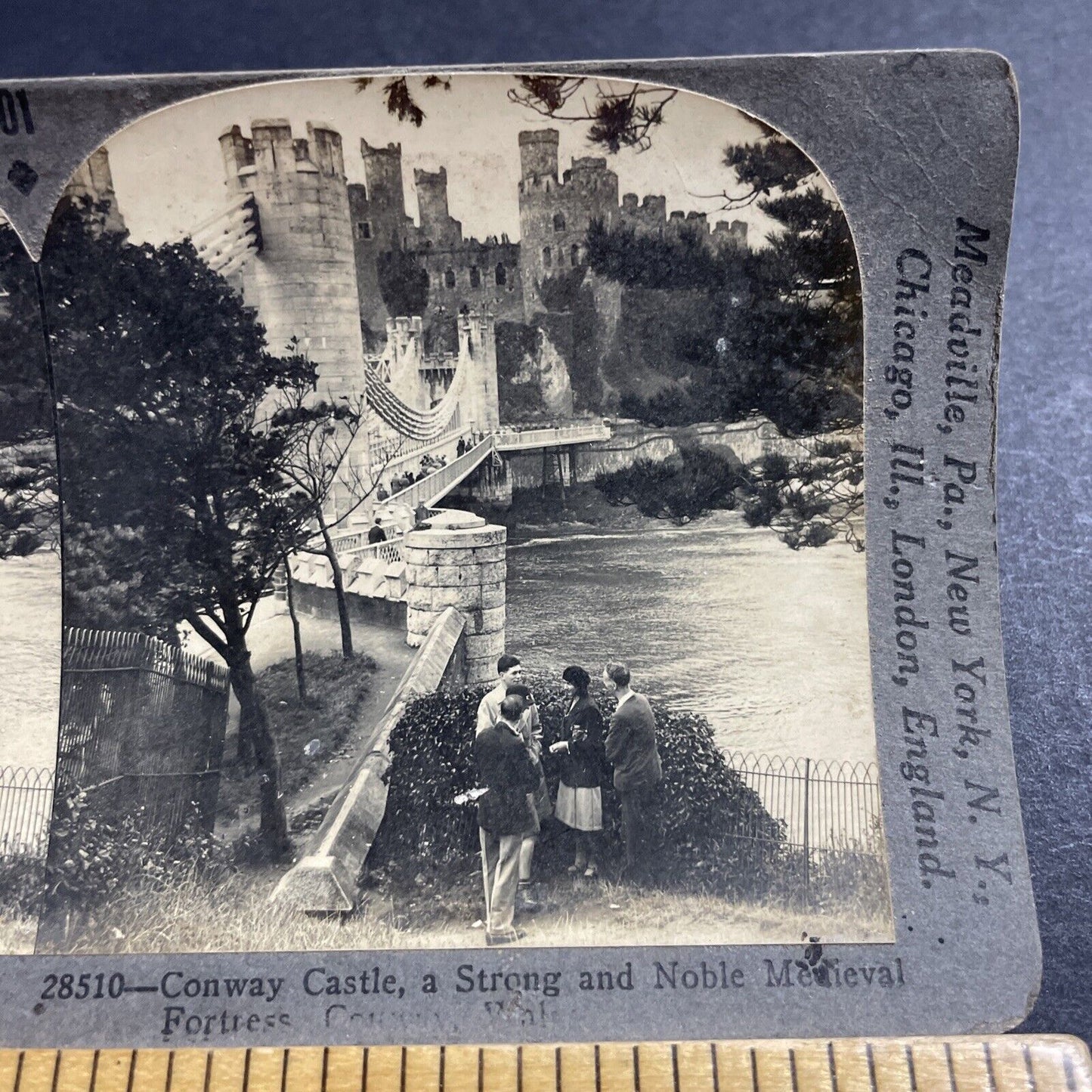 Antique 1930s Students At Conway Castle Wales England Stereoview Photo Card 4953