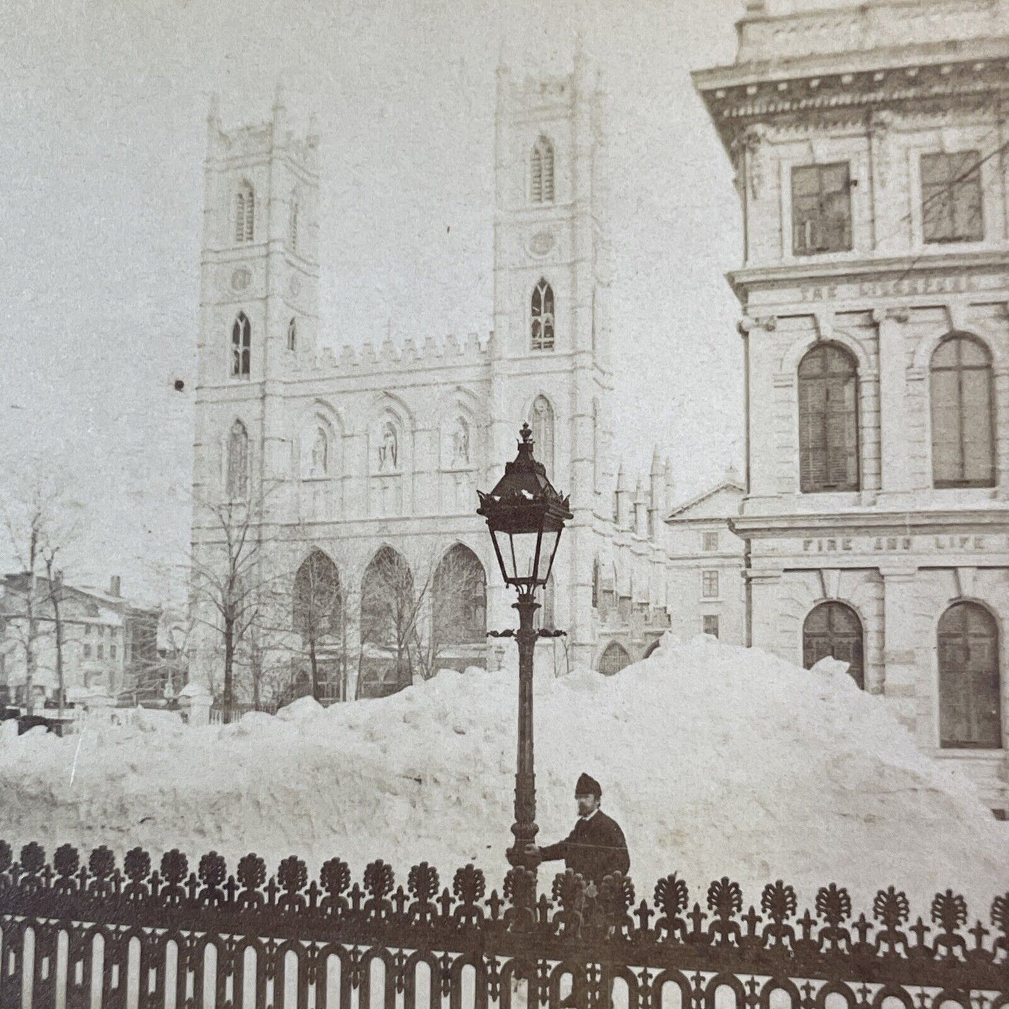 J.G. Parks Self-Portrait Notre Dame Church Montreal Stereoview c1870 Y1728