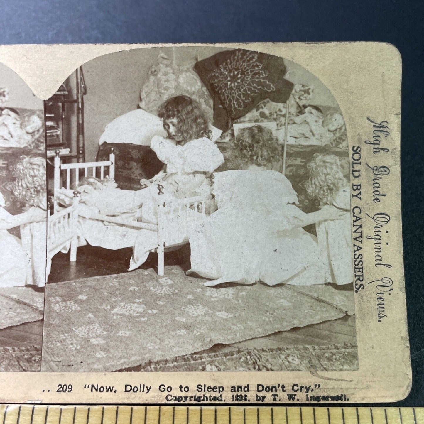 Antique 1898 Little Girl Puts Dolls To Bed At Night Stereoview Photo Card P3397