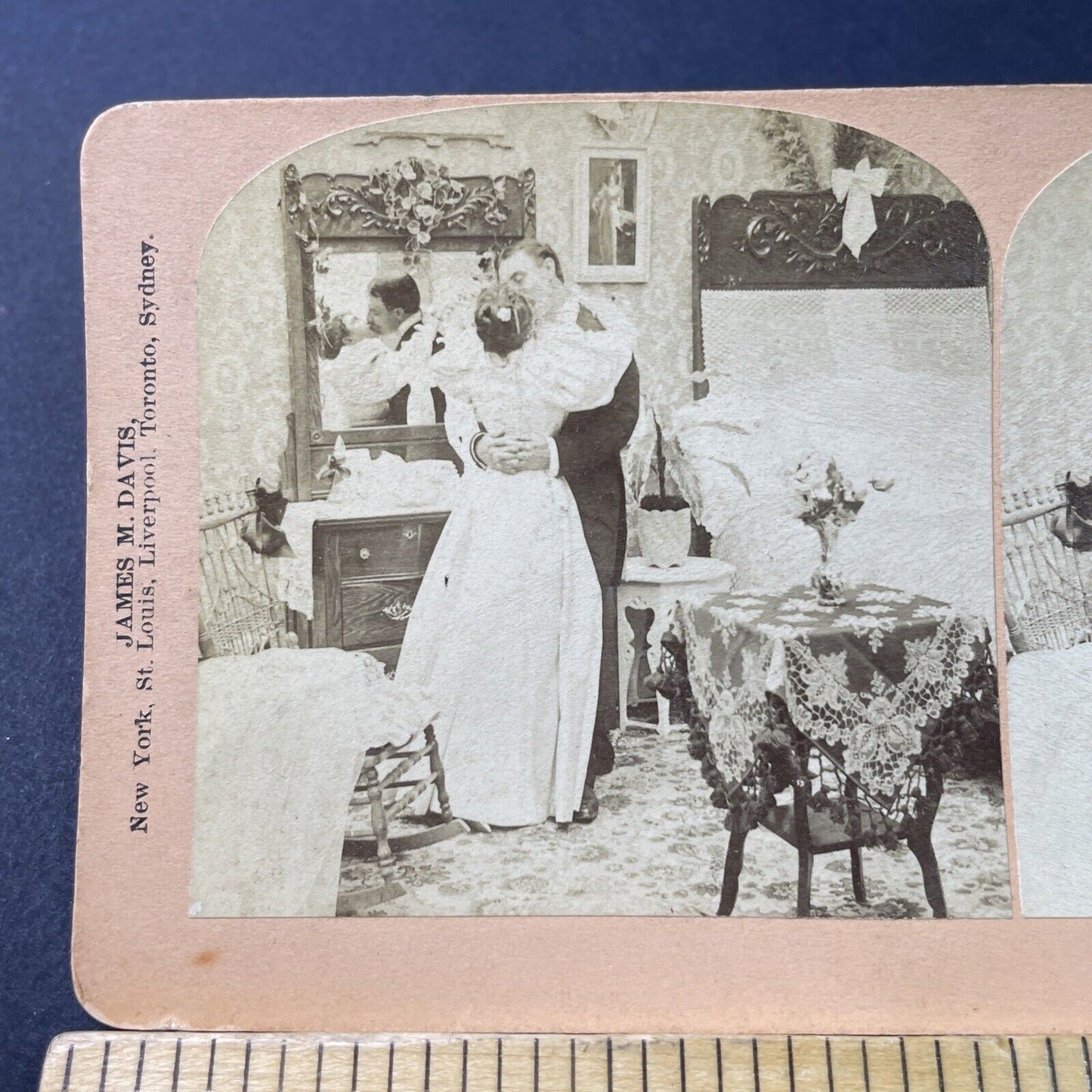 Antique 1897 Victorian Bride & Groom Kiss Stereoview Photo Card P3004