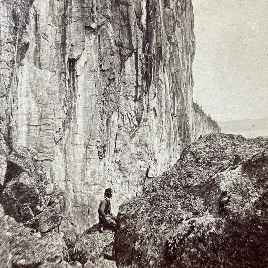 Antique 1860s Climber At Palisade Head Minnesota Stereoview Photo Card V1981