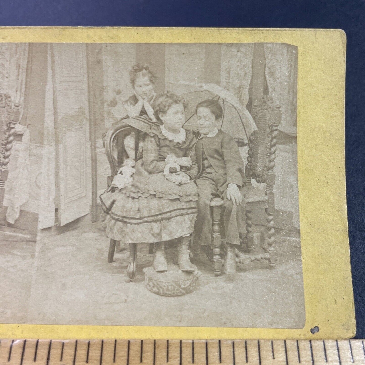 Antique 1860s Wealthy Children Pose For Camera Stereoview Photo Card P3429