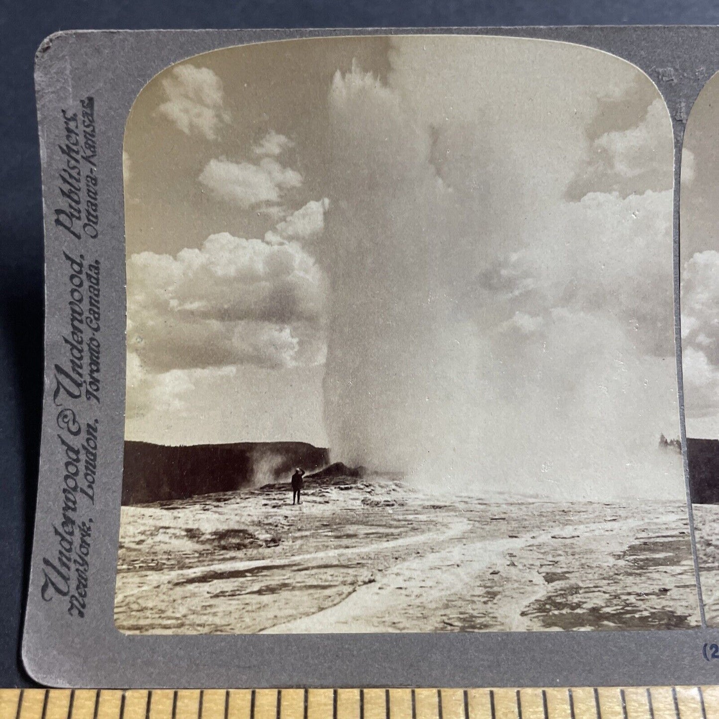 Antique 1904 Old Faithful Geyser Yellowstone Park Stereoview Photo Card P5003