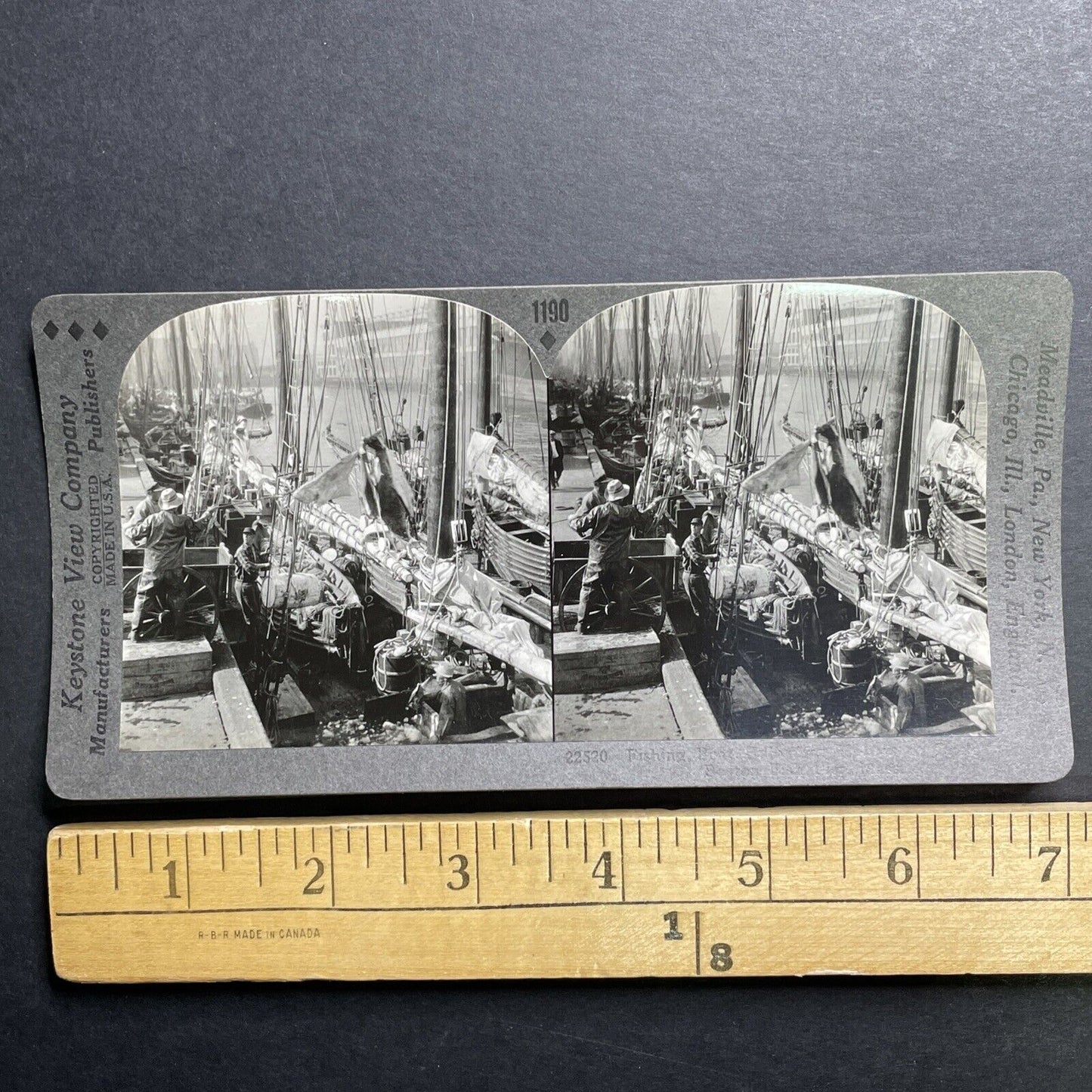 Antique 1918 Unloading Halibut Fish In Boston Harbor Stereoview Photo Card P1313