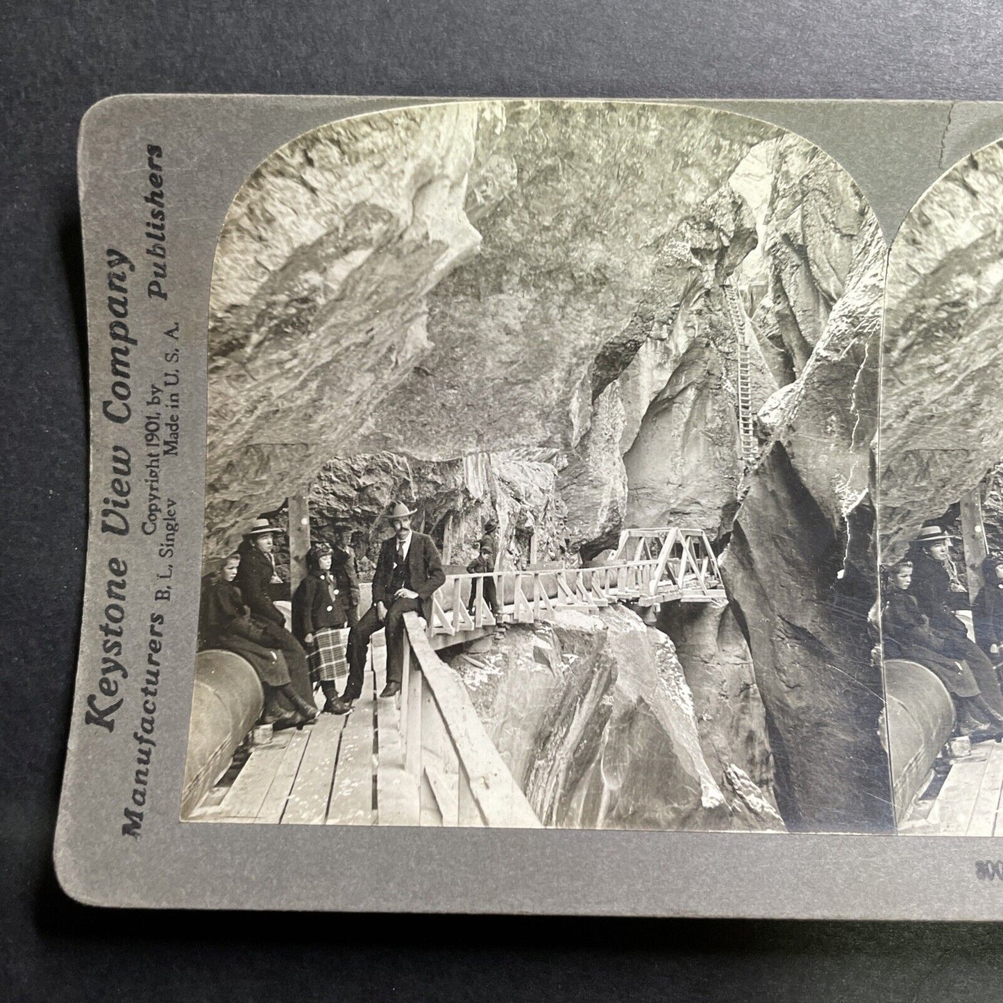 Antique 1909 Box Canyon Colorado Pedestrian Walkway Stereoview Photo Card P1402