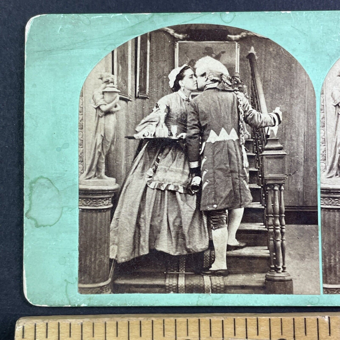 French Guard & Wife Kiss On The Stairs Stereoview France Antique c1855 X3678