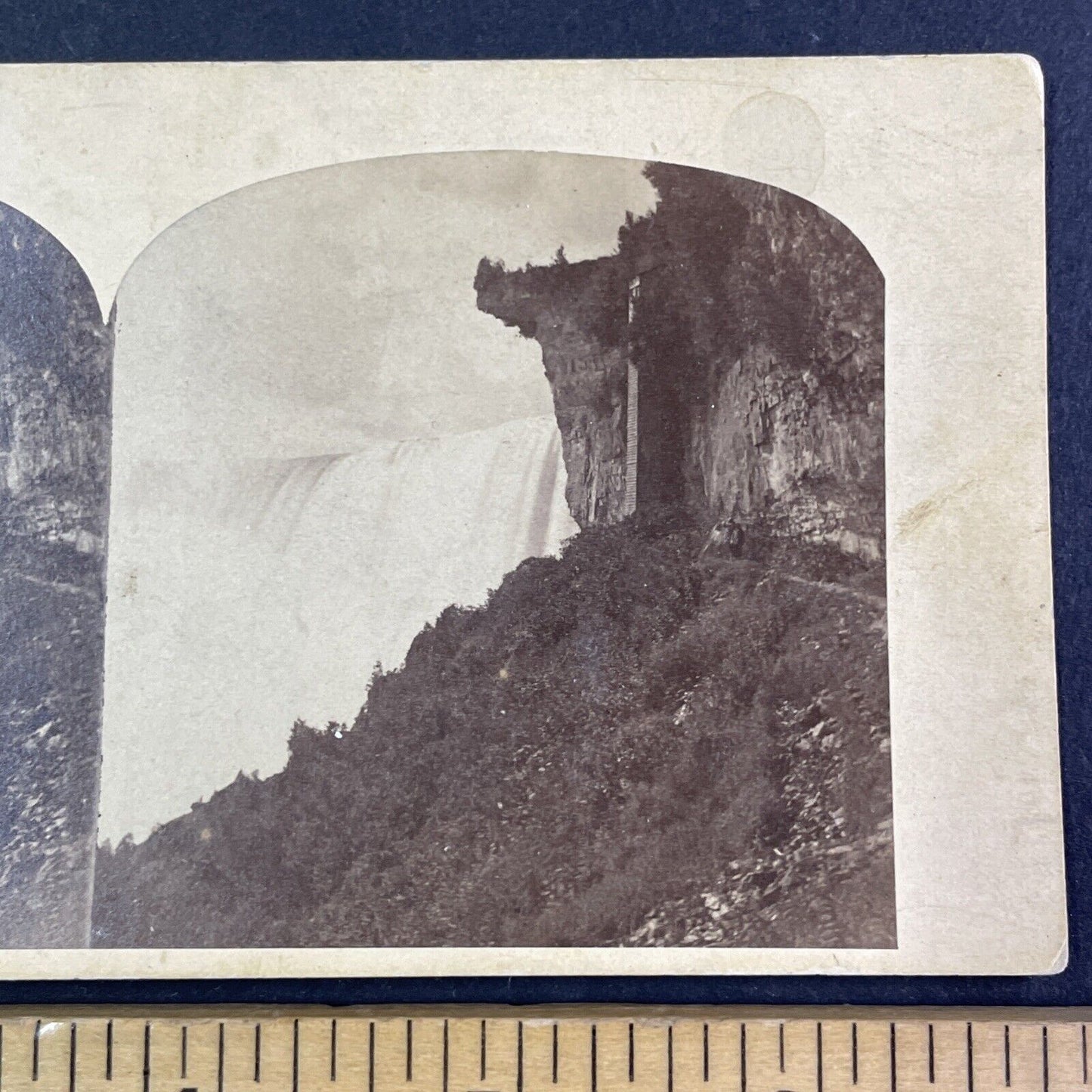 Table Rock Before the Collapse Stereoview Niagara Falls Antique c1850s Y2839