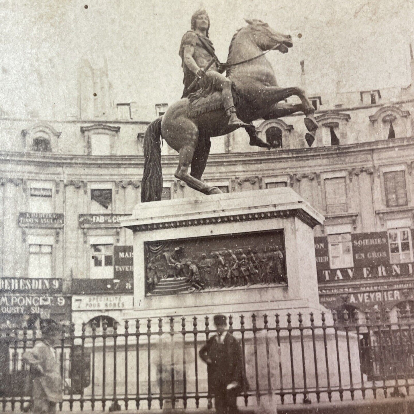 Two Ghosts At Place Des Victoires Paris Stereoview Antique c1872 X2570