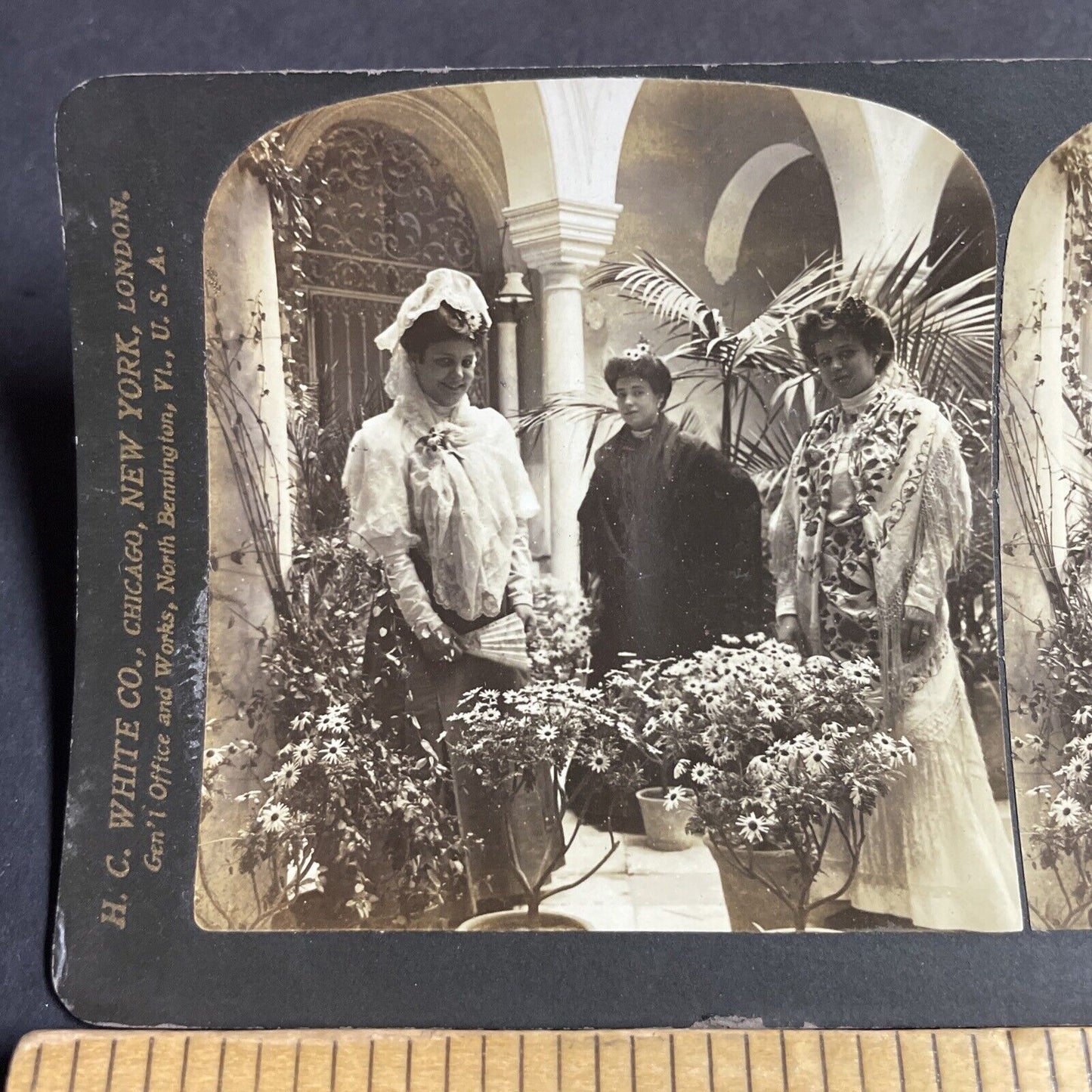 Antique 1908 Spanish High Society Women Seville Stereoview Photo Card P4214