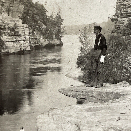 Antique 1909 Man Standing On Cliff Edge Wisconsin Stereoview Photo Card P4326