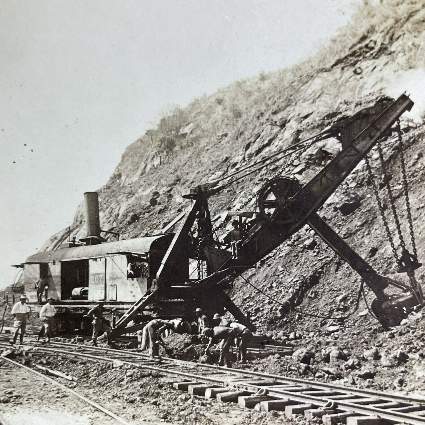 Antique 1906 Construction Excavator On Railway Track Stereoview Photo Card P2226