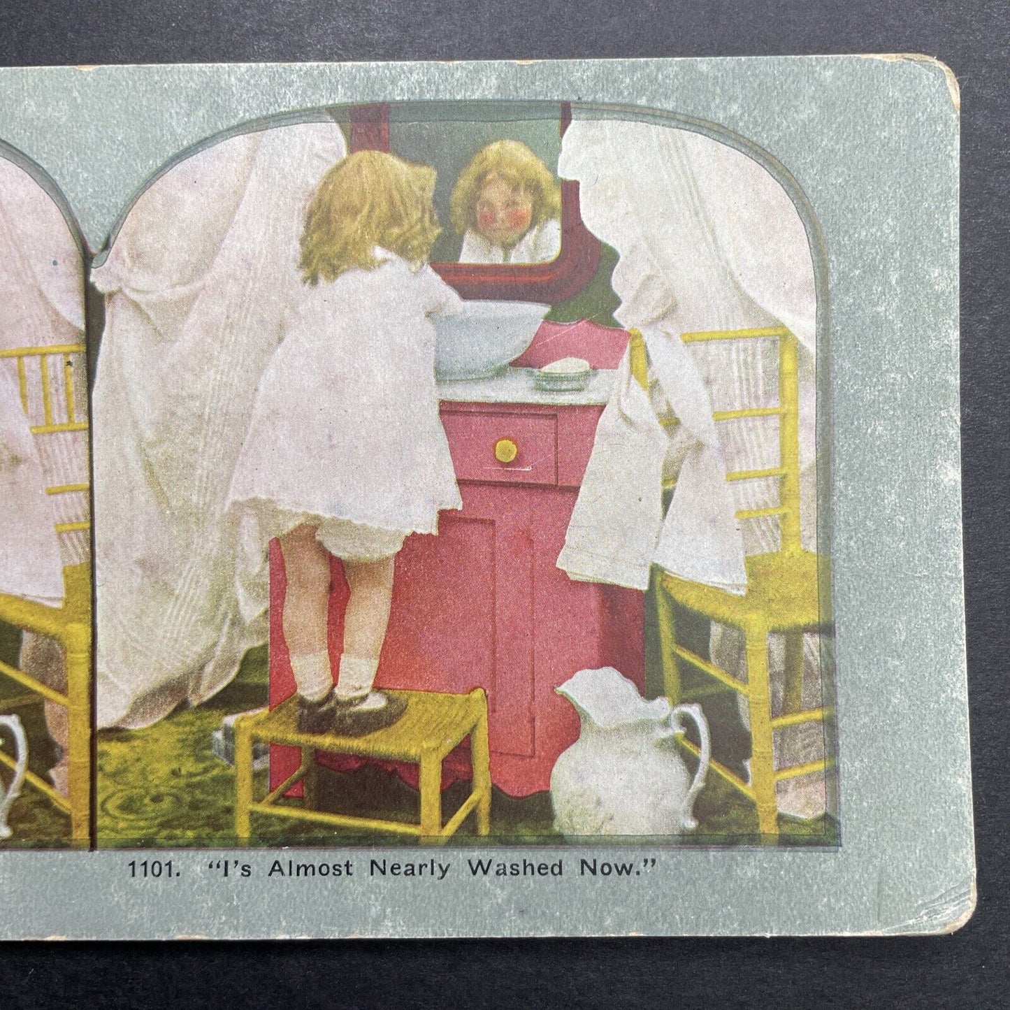 Antique 1892 A Child Washing Herself In The Mirror Stereoview Photo Card P1229