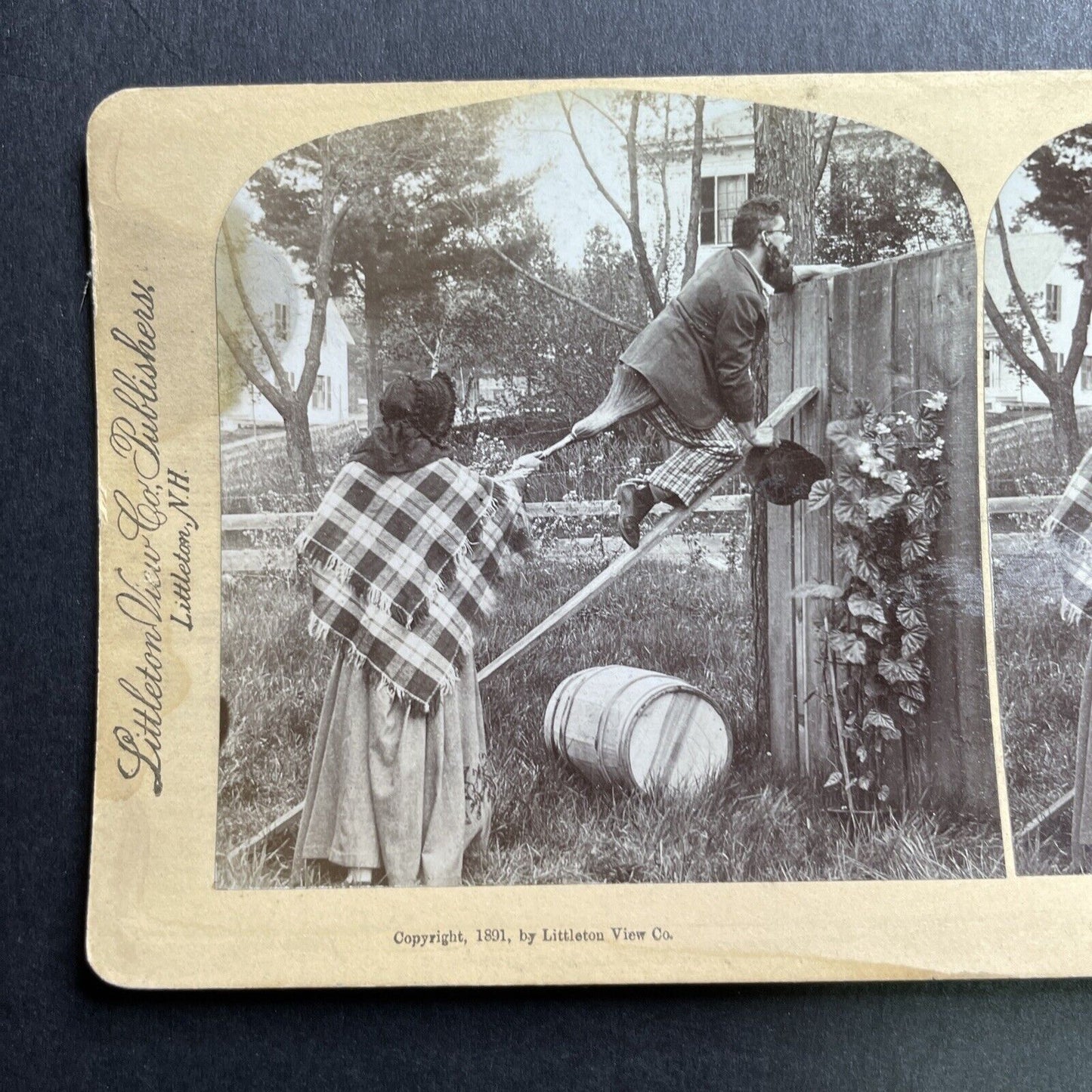 Antique 1891 Husband And Wife Spy On Neighbors Stereoview Photo Card P1647