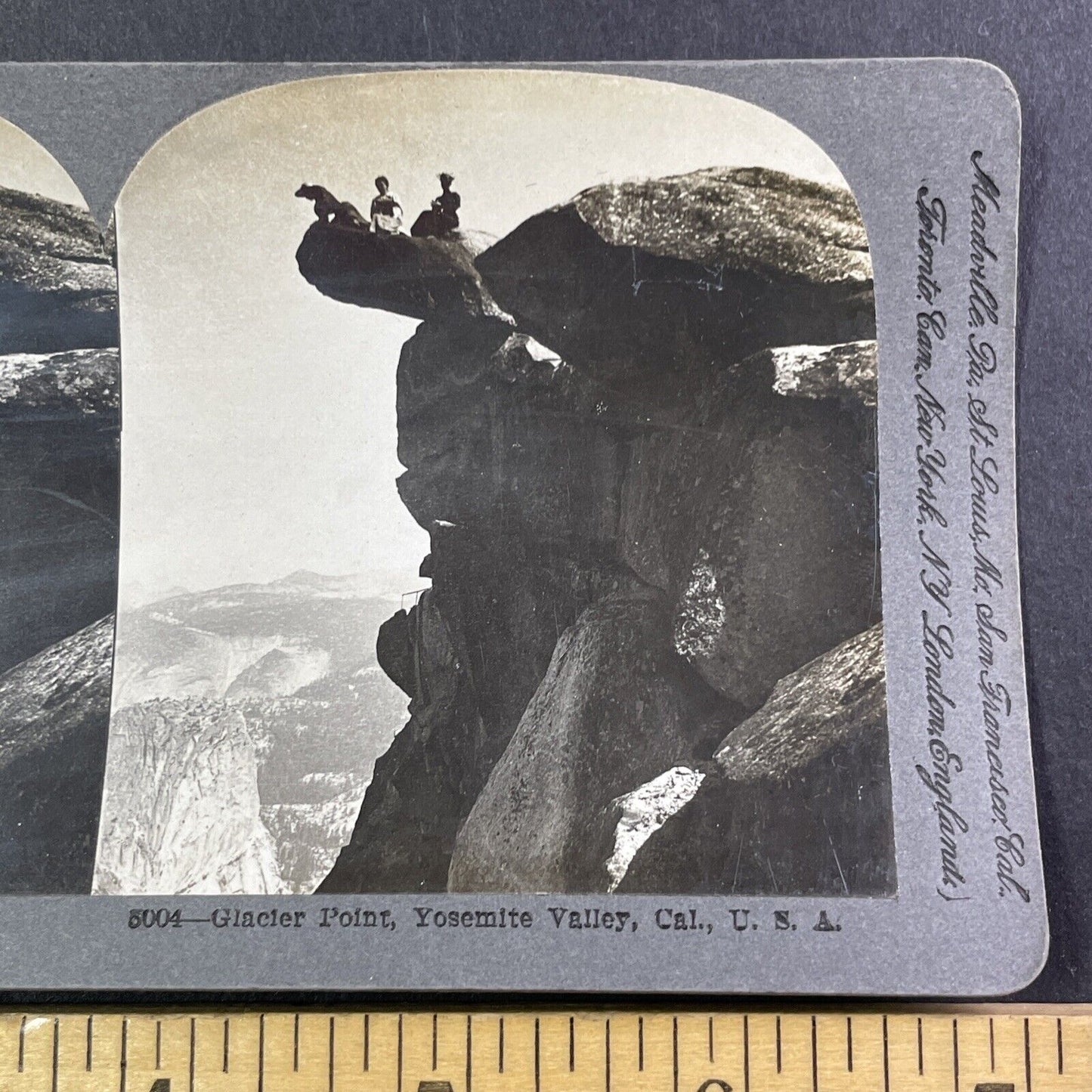 Women Hanging Over Edge of Glacier Point Stereoview Yosemite c1899 Y532