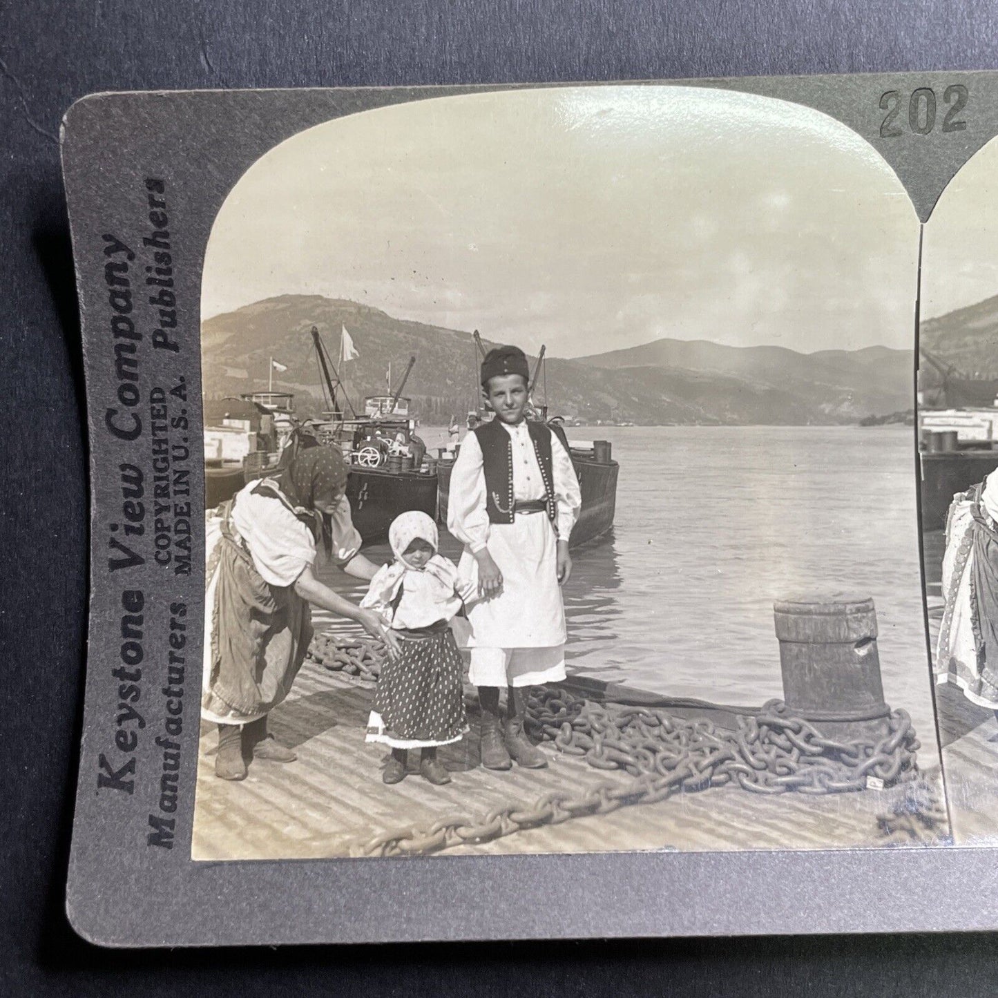 Antique 1918 Romanian Family Orsova Romania Stereoview Photo Card P1631