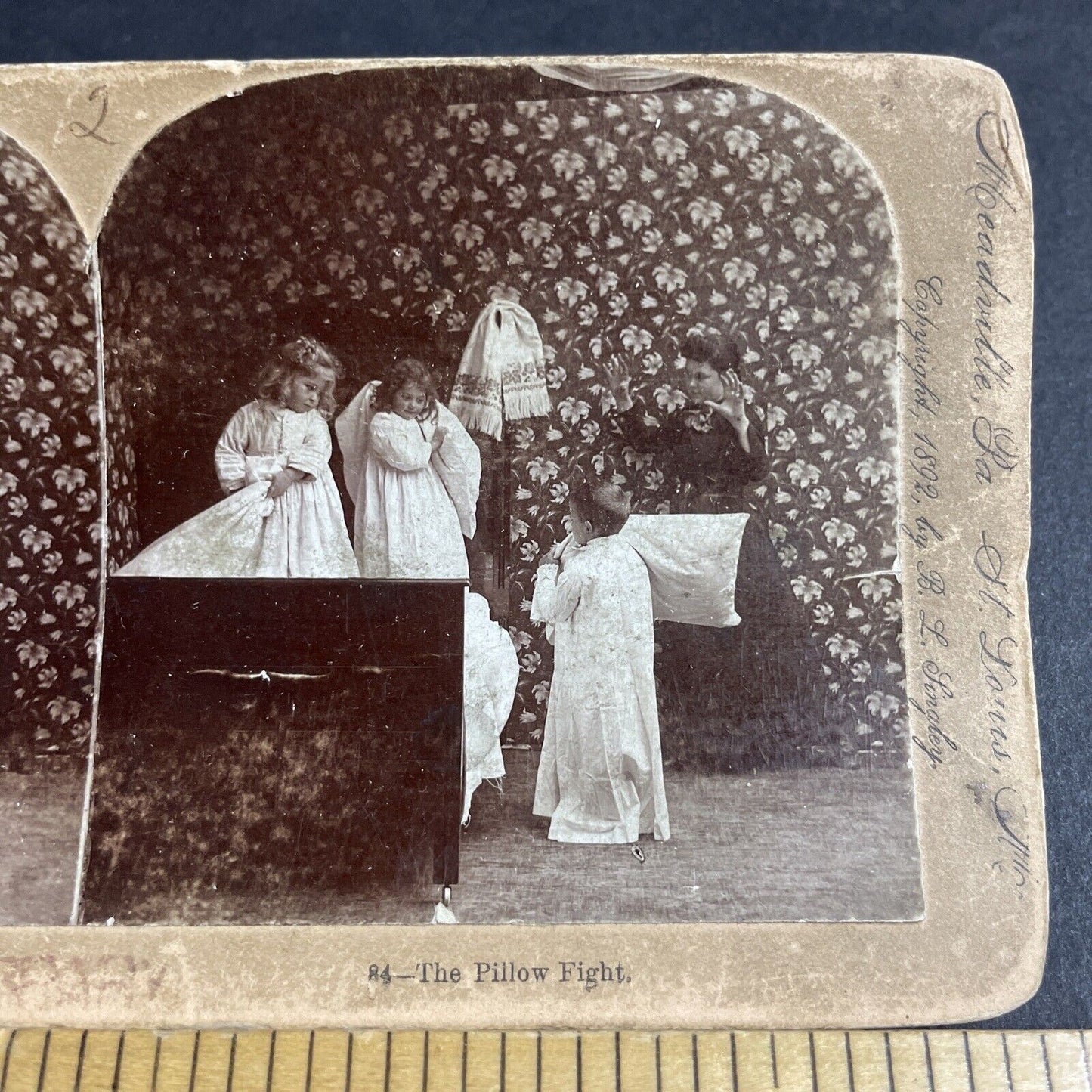 Antique 1892 Kids Have A Pillow Fight In Bed Stereoview Photo Card P4292