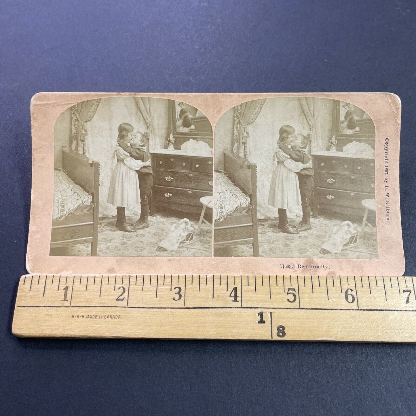Antique 1897 Boy And Girl Kiss Goodbye Stereoview Photo Card P4100
