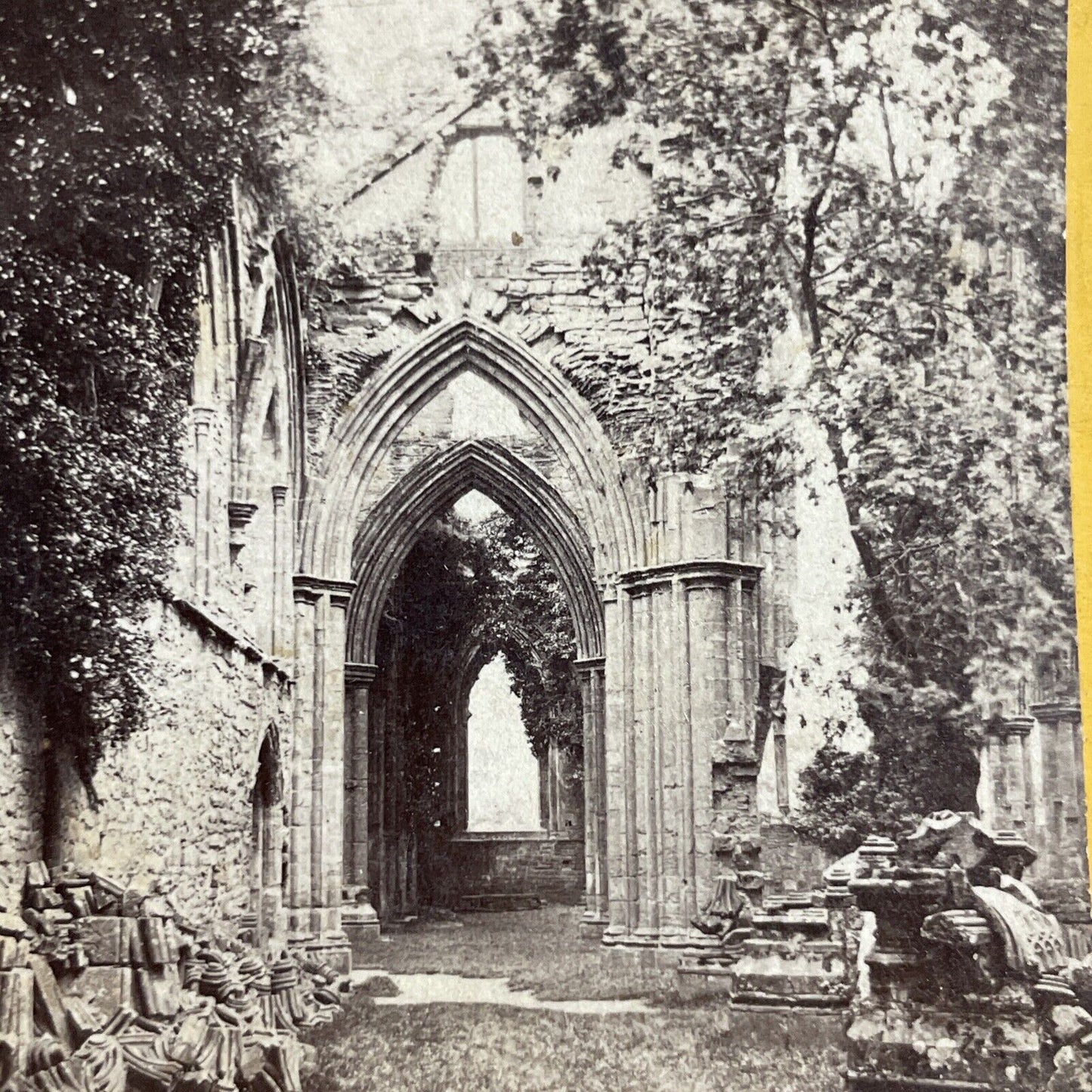 Antique 1860s Ruins Of Tintern Abbey England Stereoview Photo Card P4548